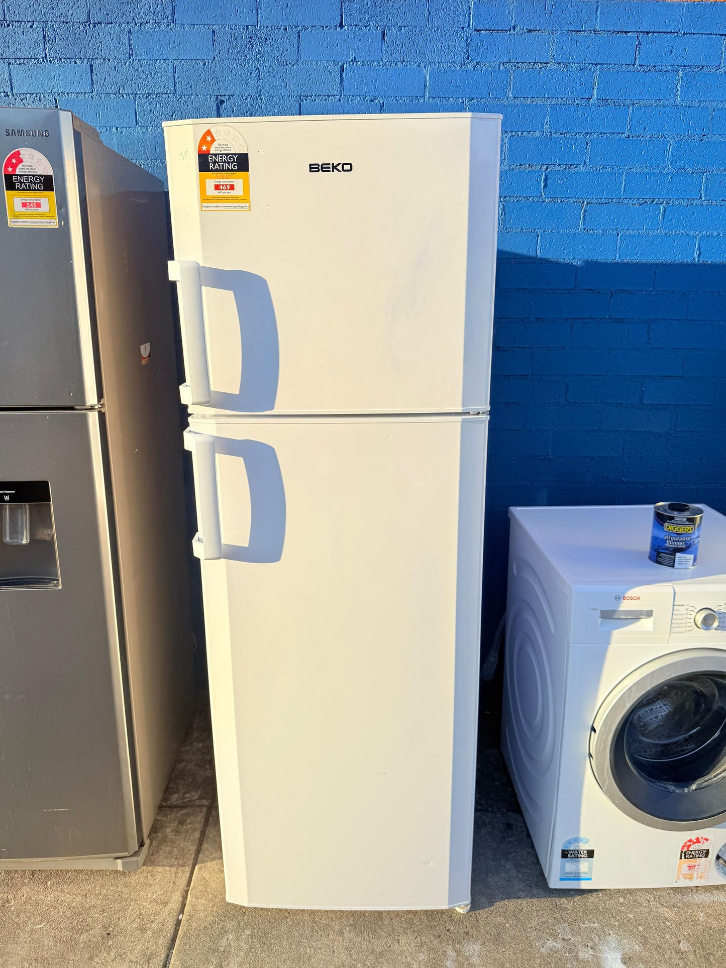 **BEKO 323 LITRES FRIDGE FREEZER**