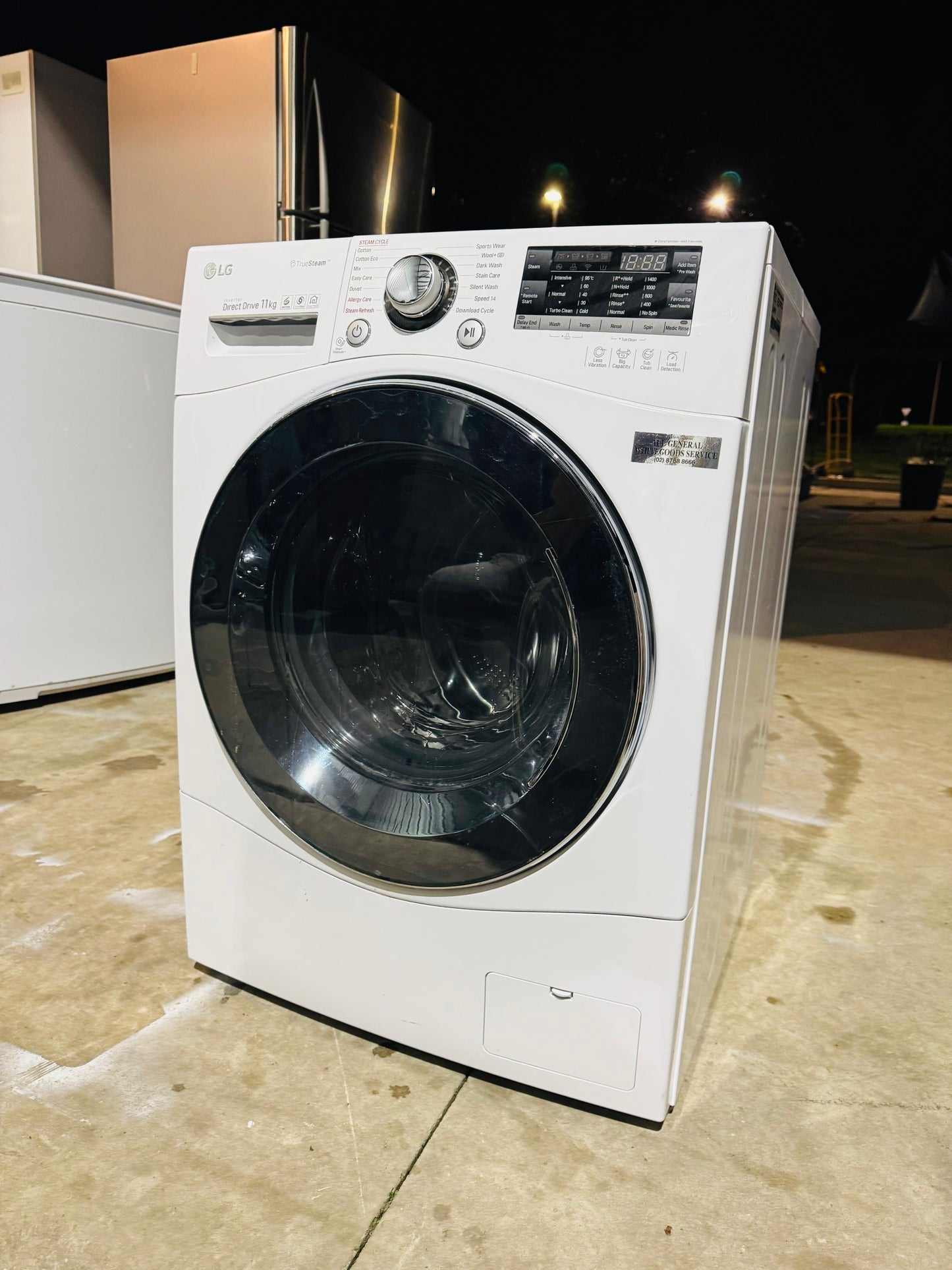 **LG 11 KGS FRONT LOADER WASHING MACHINE**