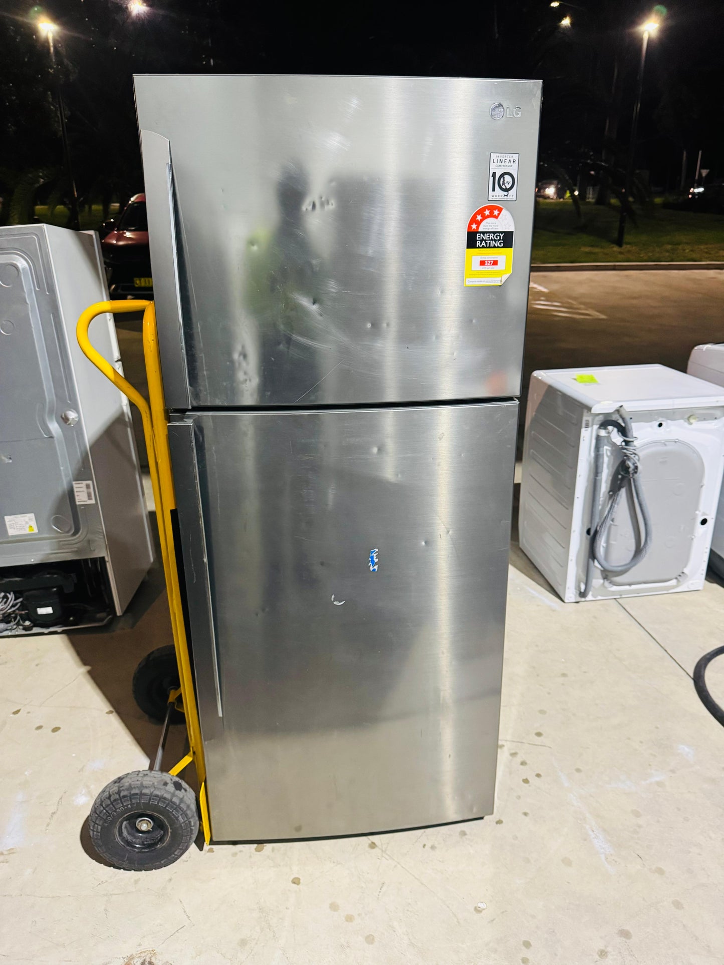**LG 441 LITRES FRIDGE FREEZER**