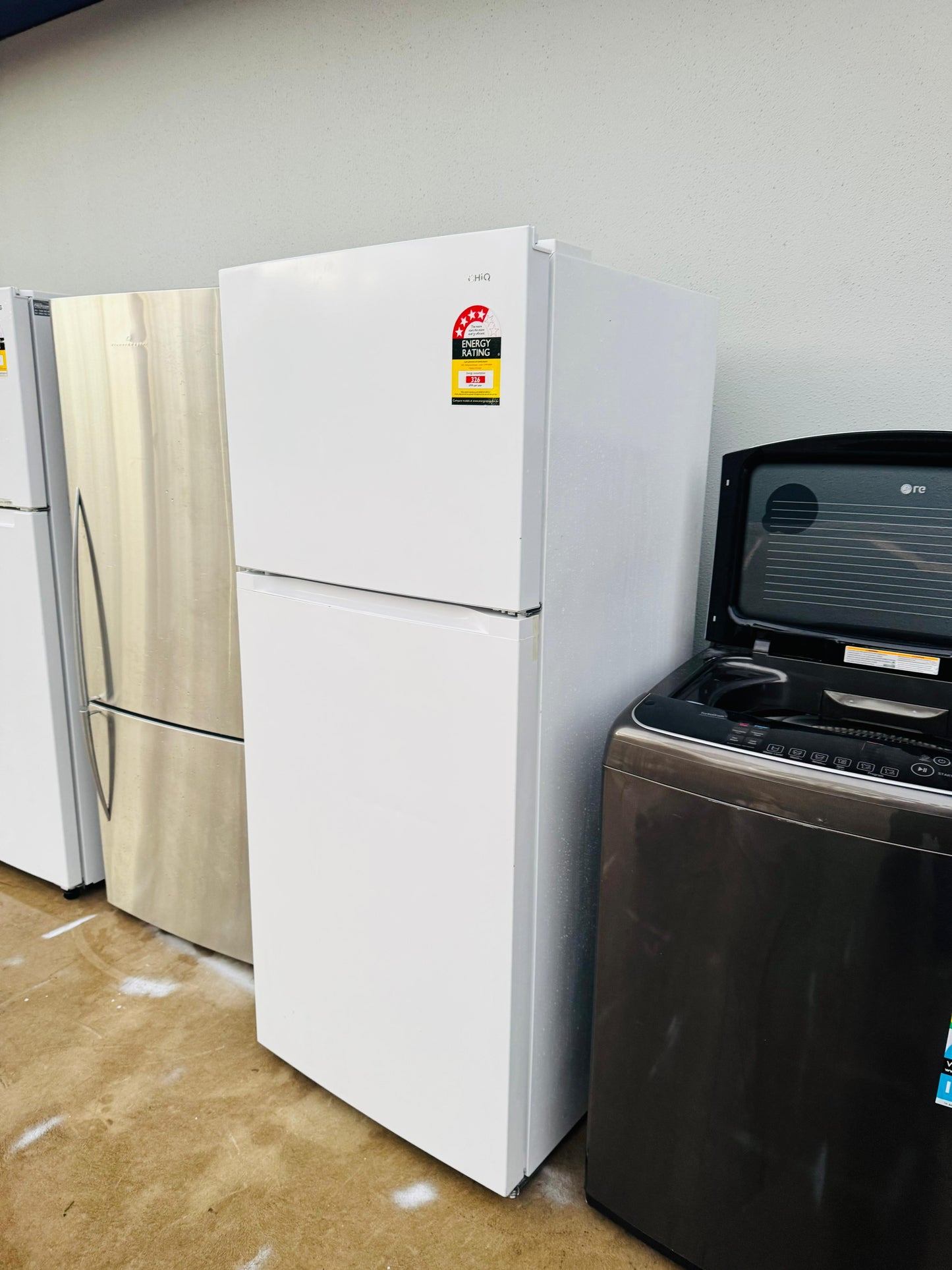 **CHIQ 410 LITRES FRIDGE FREEZER**