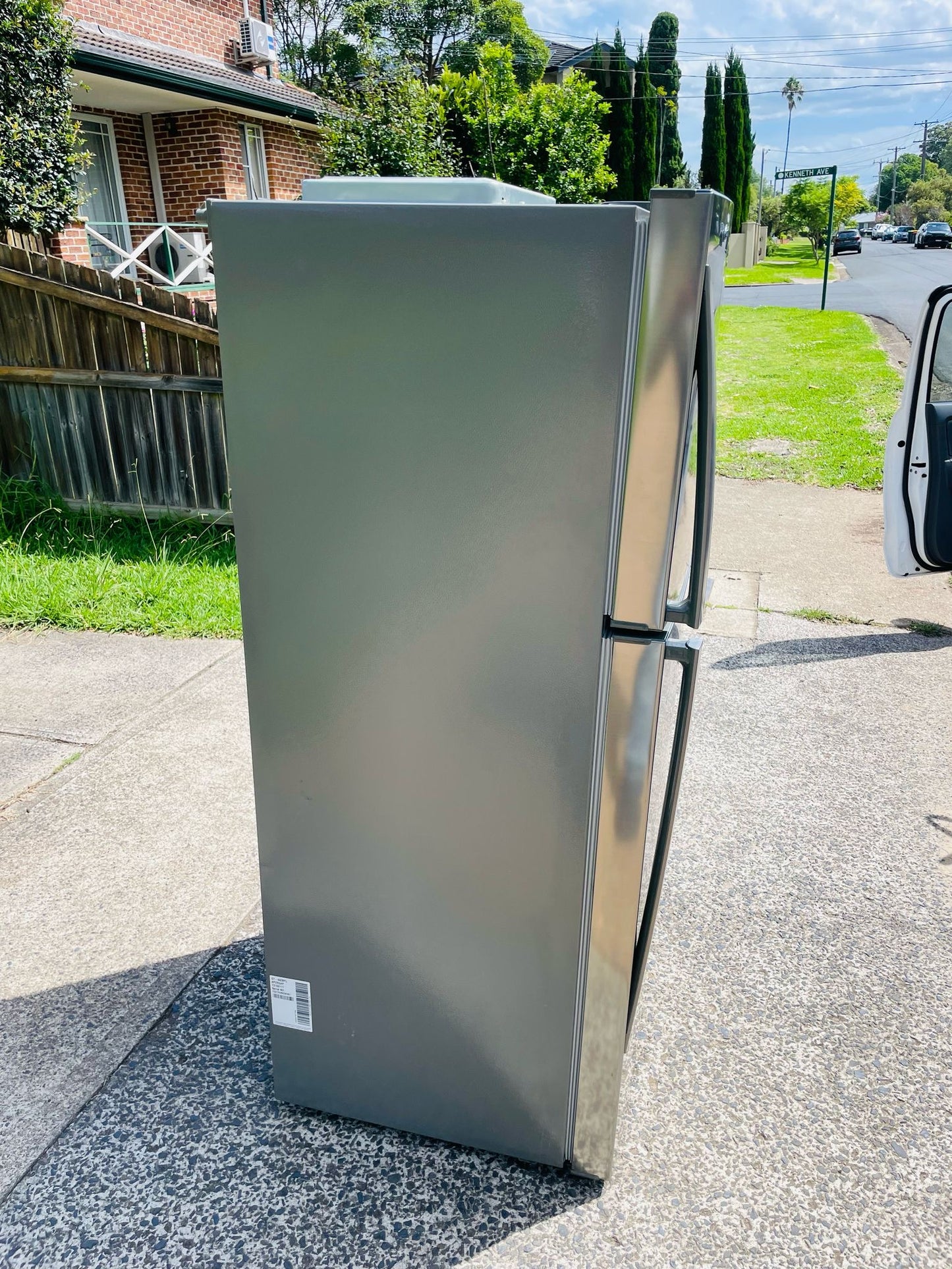 **LG 442 LITRES FRIDGE FREEZER**