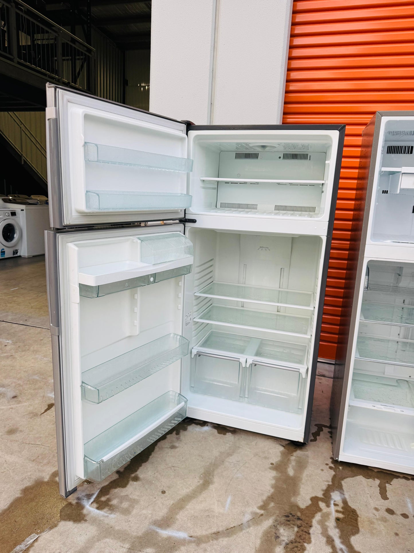 **WESTINGHOUSE 520 LITRES FRIDGE FREEZER**