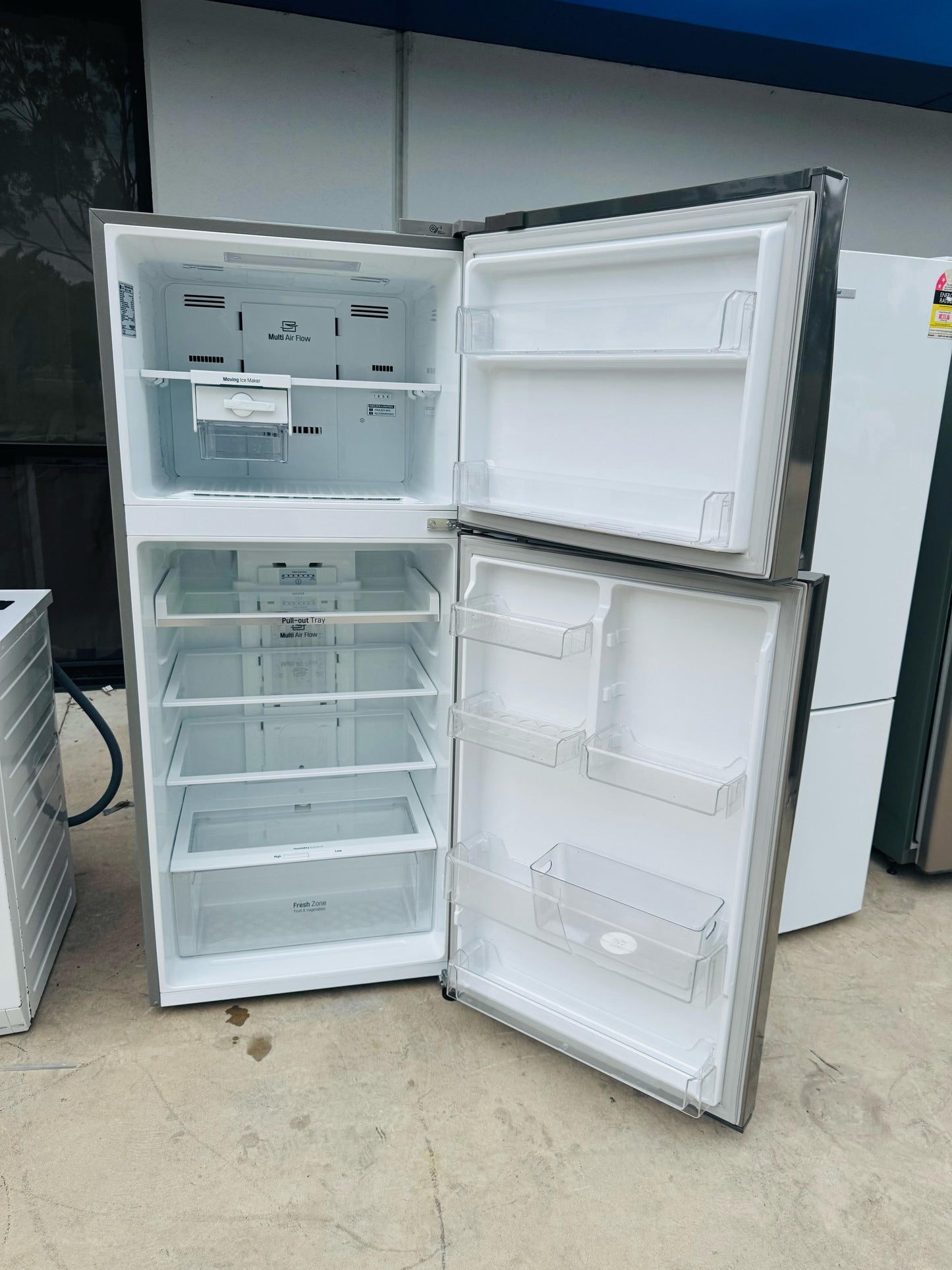 **LG 442 LITRES FRIDGE FREEZER**