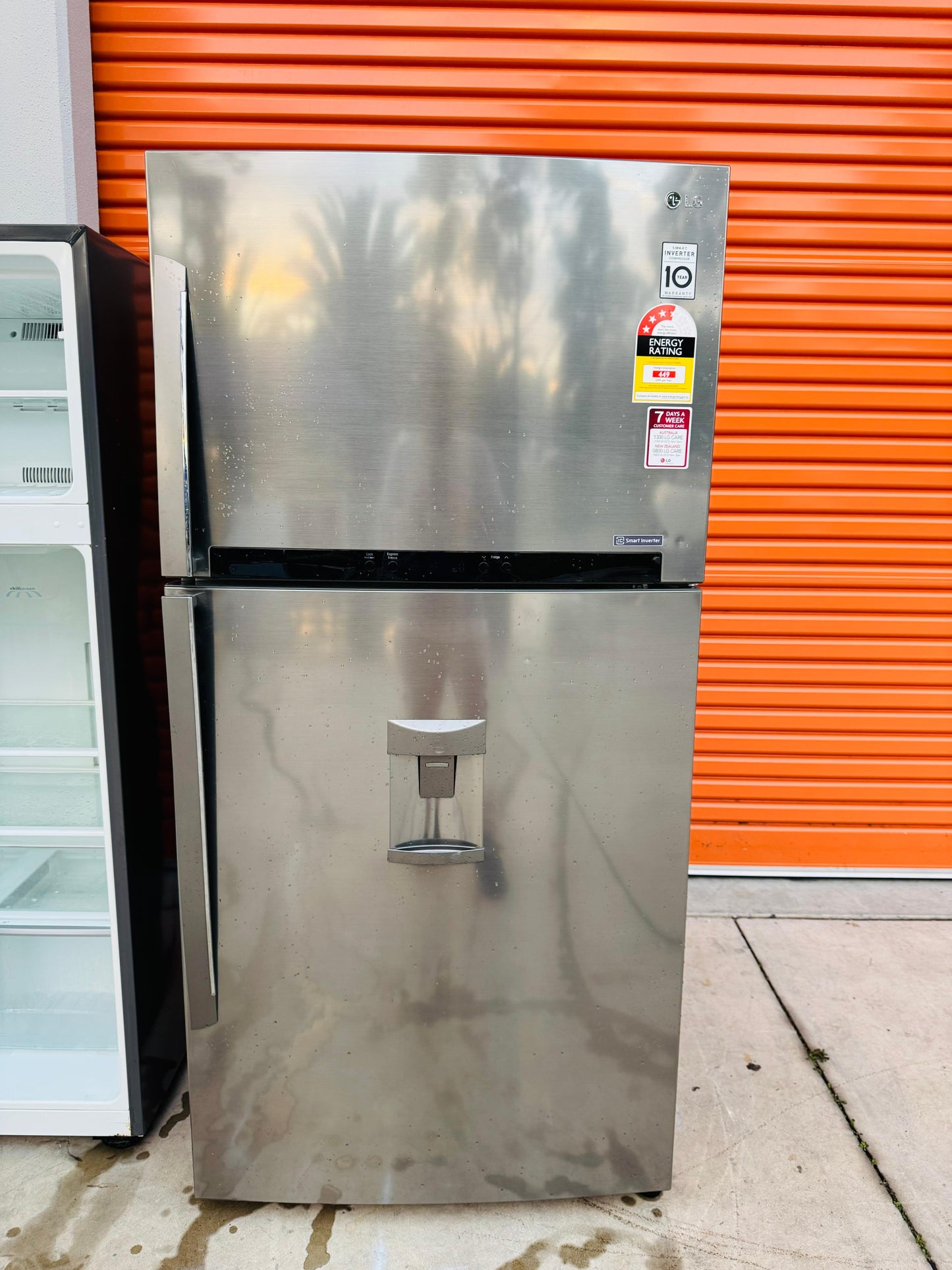 **LG 600 LITRES FRIDGE FREEZER**