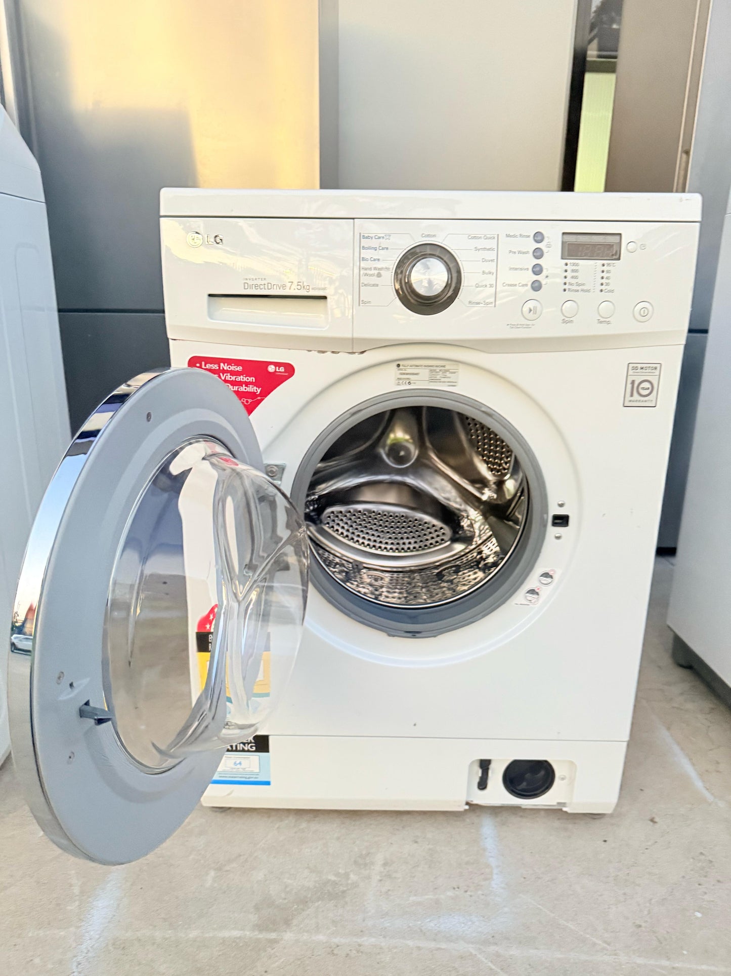 **LG 7.5KGS FRONT LOADER WASHING MACHINE**