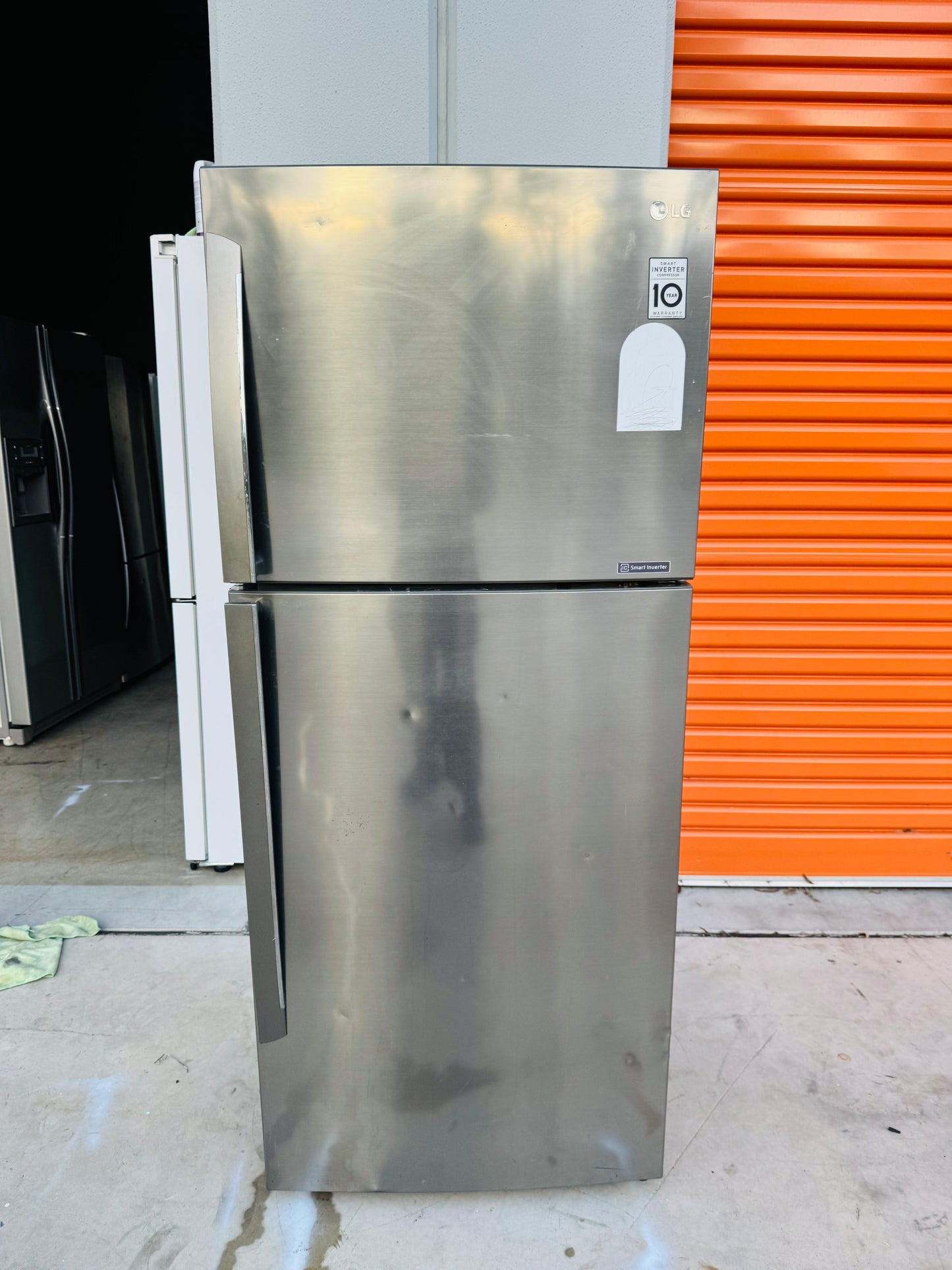 **LG 442 LITRES FRIDGE FREEZER**