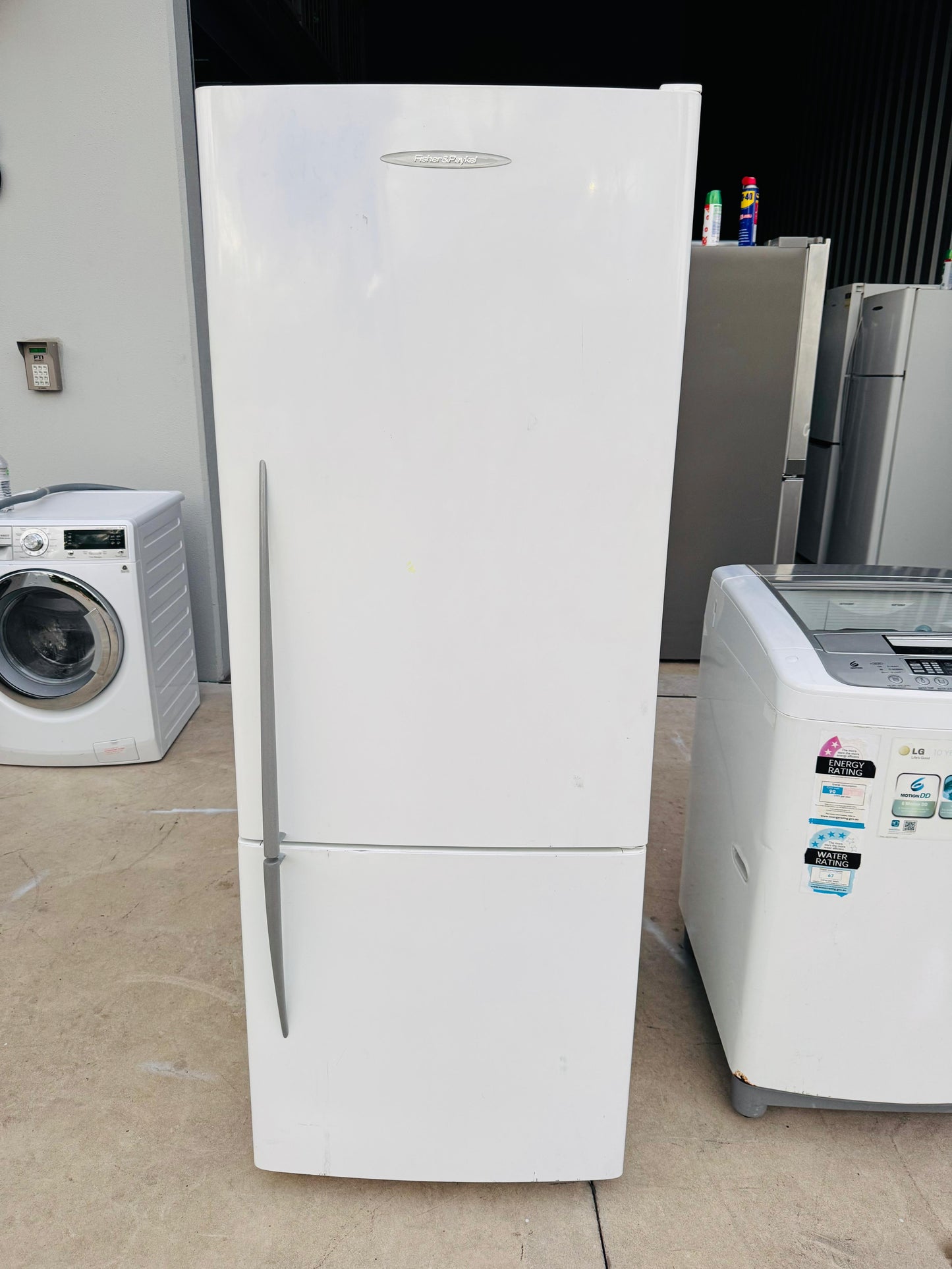 **FISHER & PAYKEL 403 LITRES FRIDGE FREEZER**
