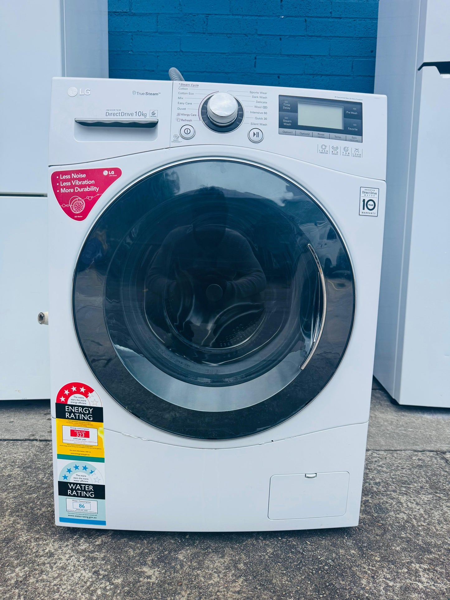 **LG 10 KGS FRONT LOADER WASHING MACHINE**