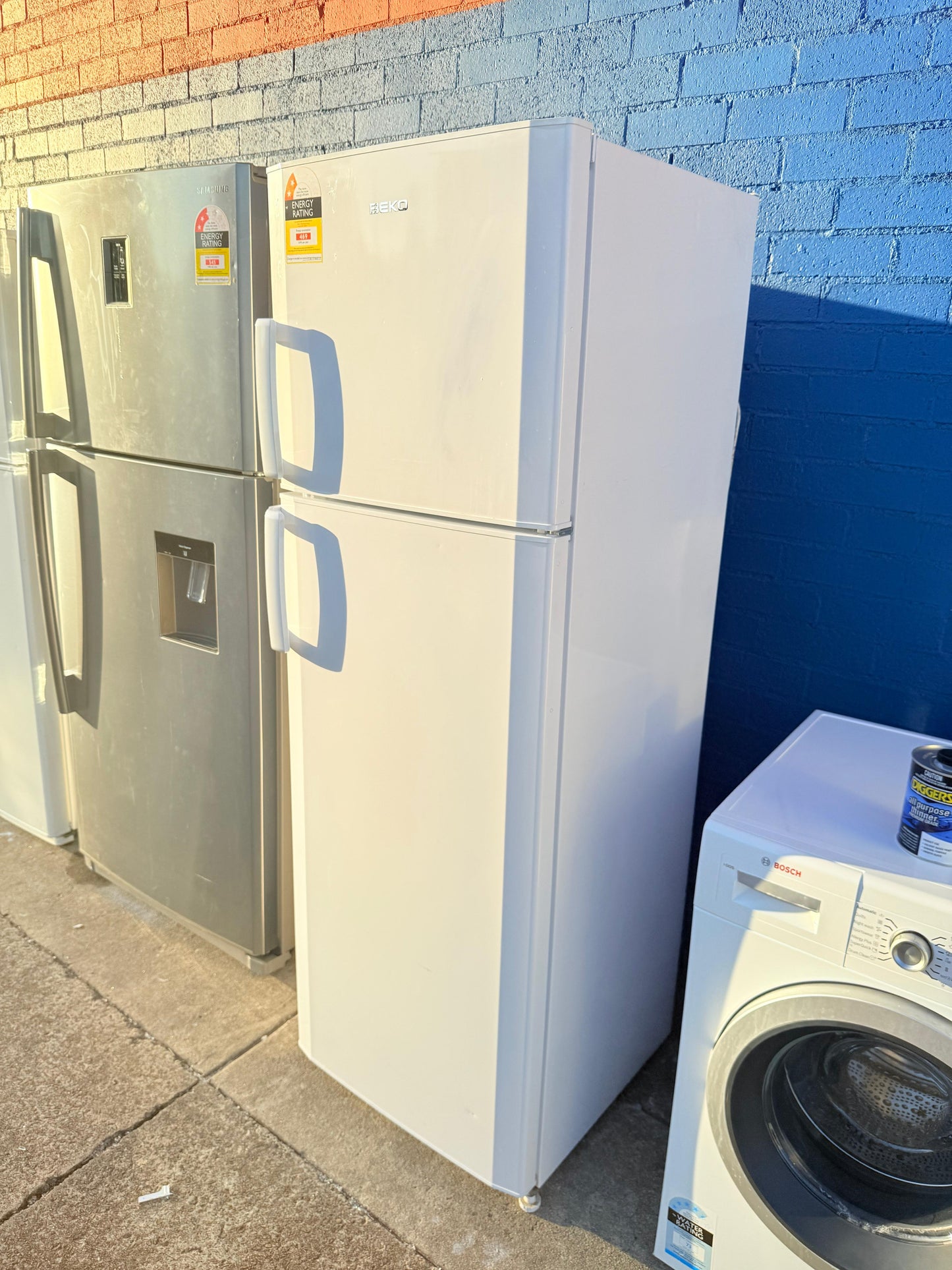 **BEKO 323 LITRES FRIDGE FREEZER**