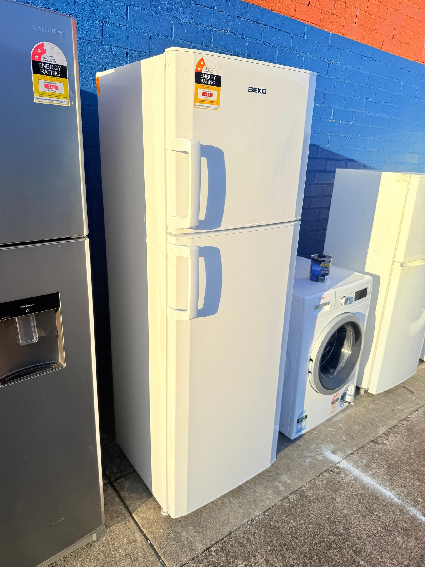 **BEKO 323 LITRES FRIDGE FREEZER**