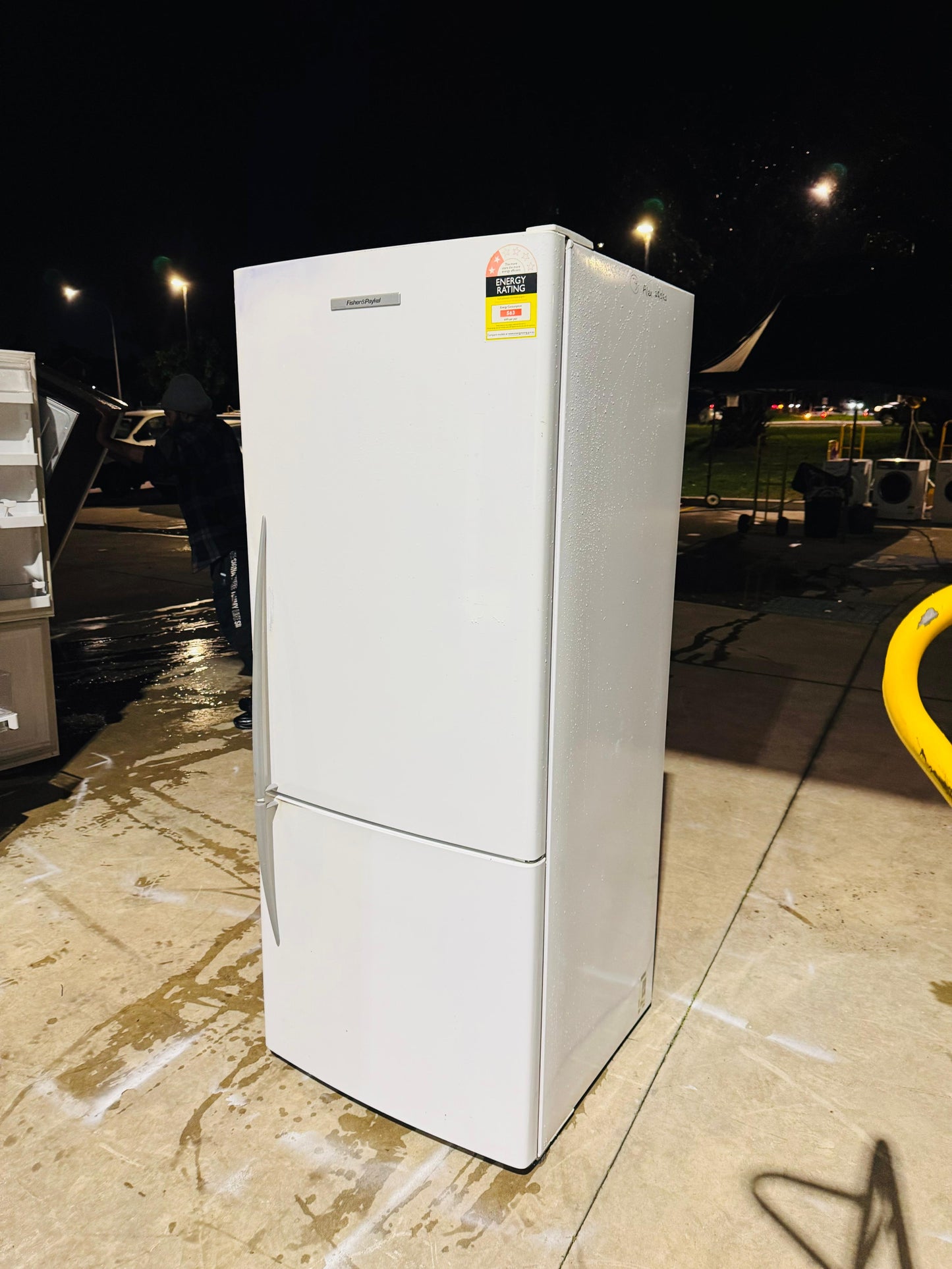 **FISHER & PAYKEL 442 LITRES FRIDGE FREEZER**