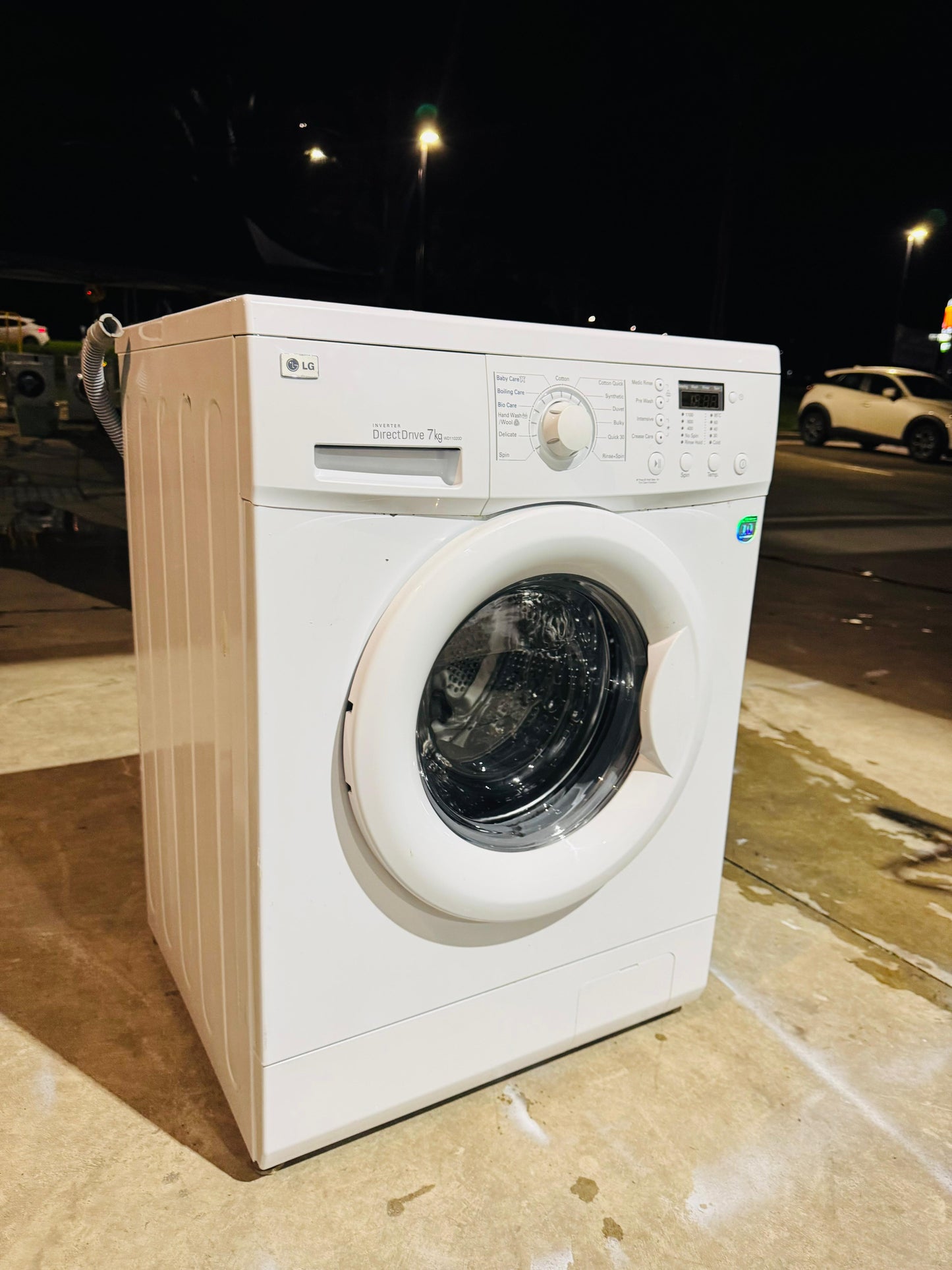 **LG 7KGS FRONT LOADER WASHING MACHINE**