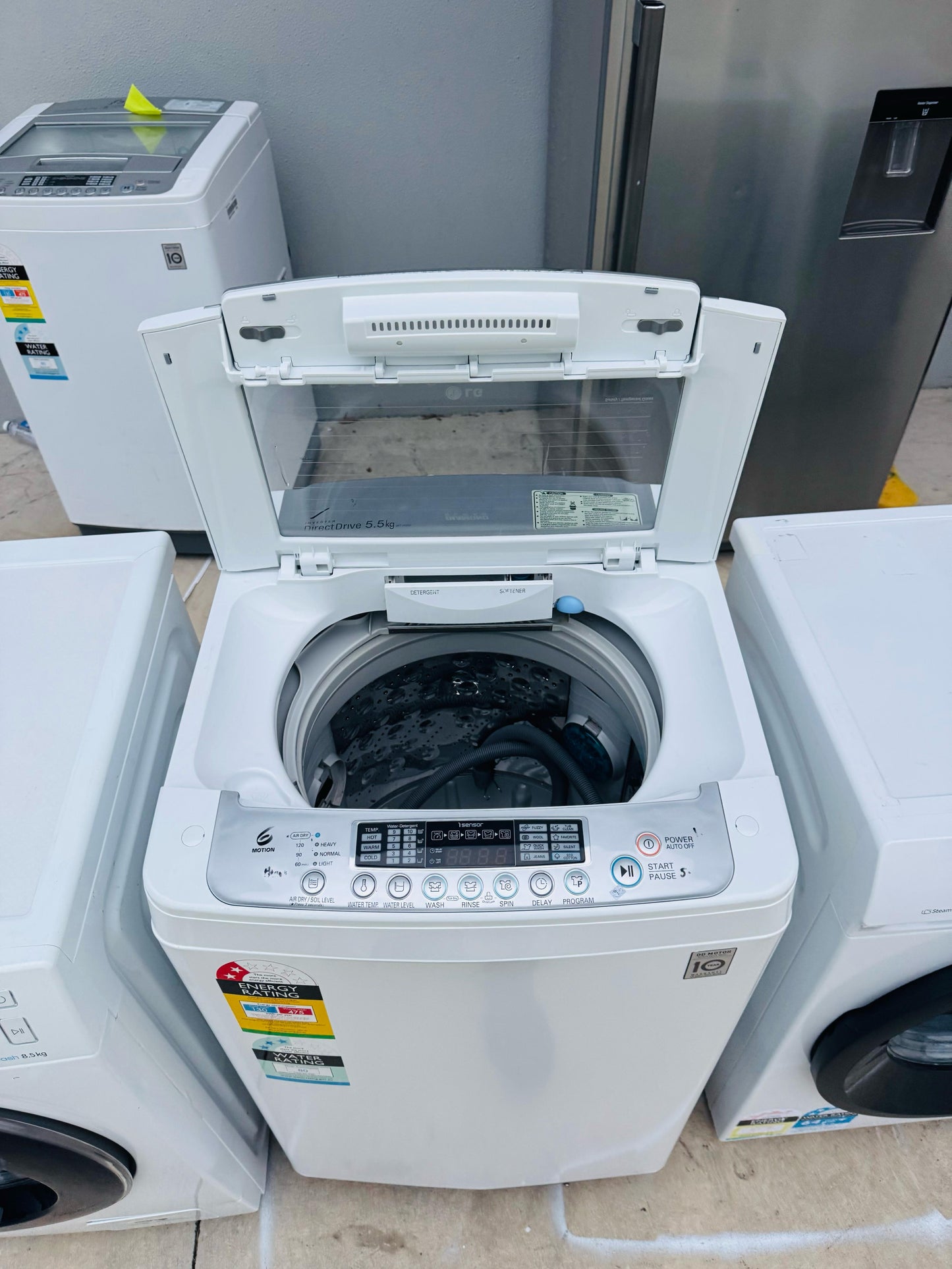 **LG 5.5KGS TOP LOADER WASHING MACHINE**