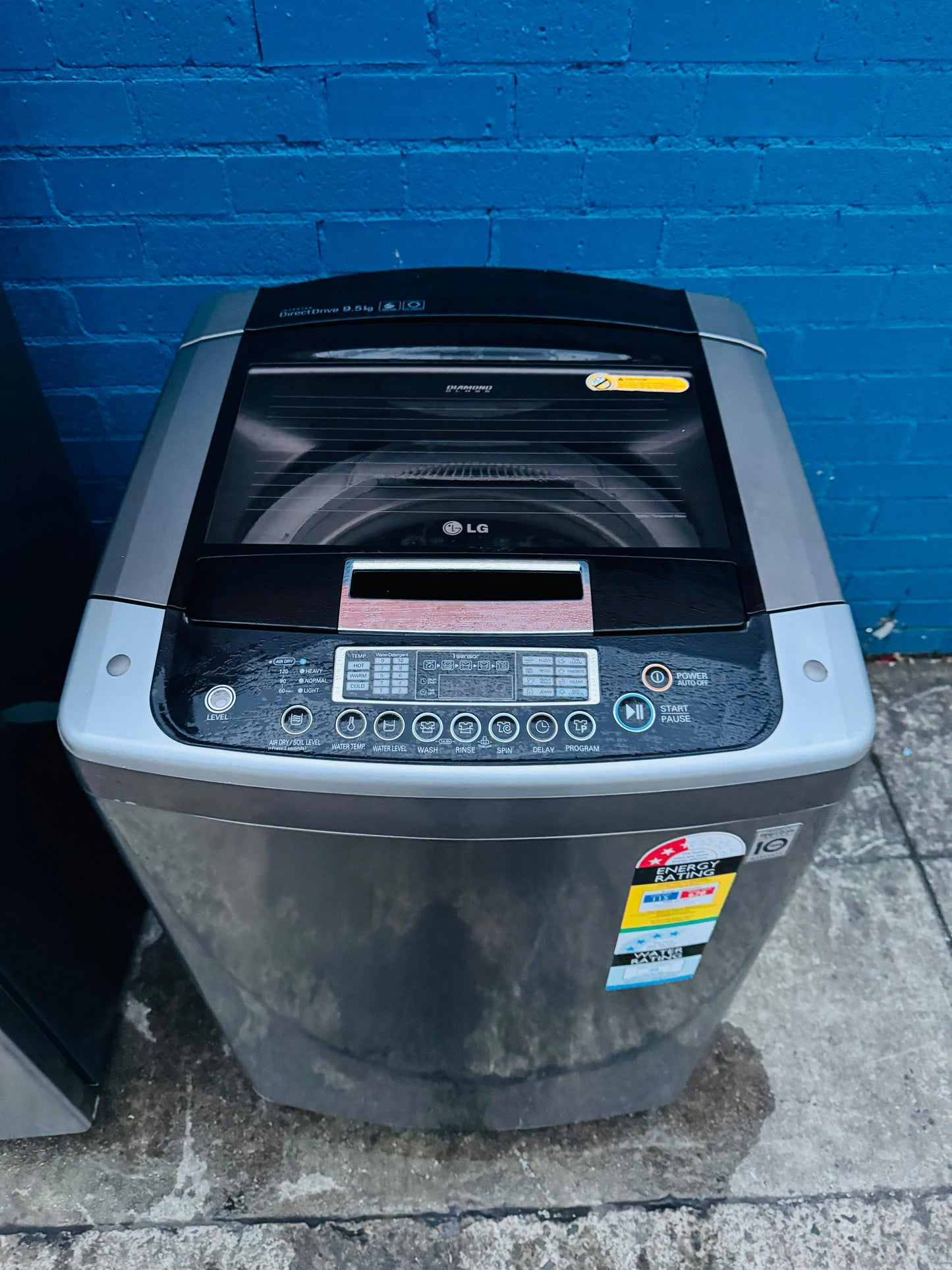 **LG 9.5 KGS TOP LOADER WASHING MACHINE**