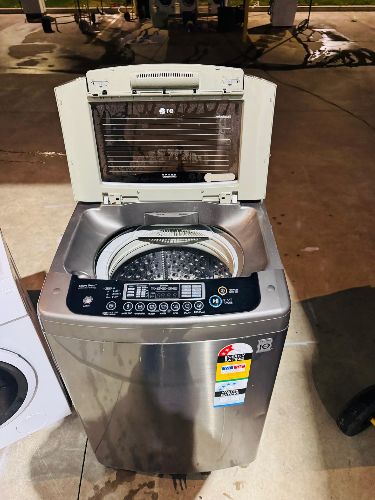 **LG 9.5 KGS TOP LOADER WASHING MACHINE**