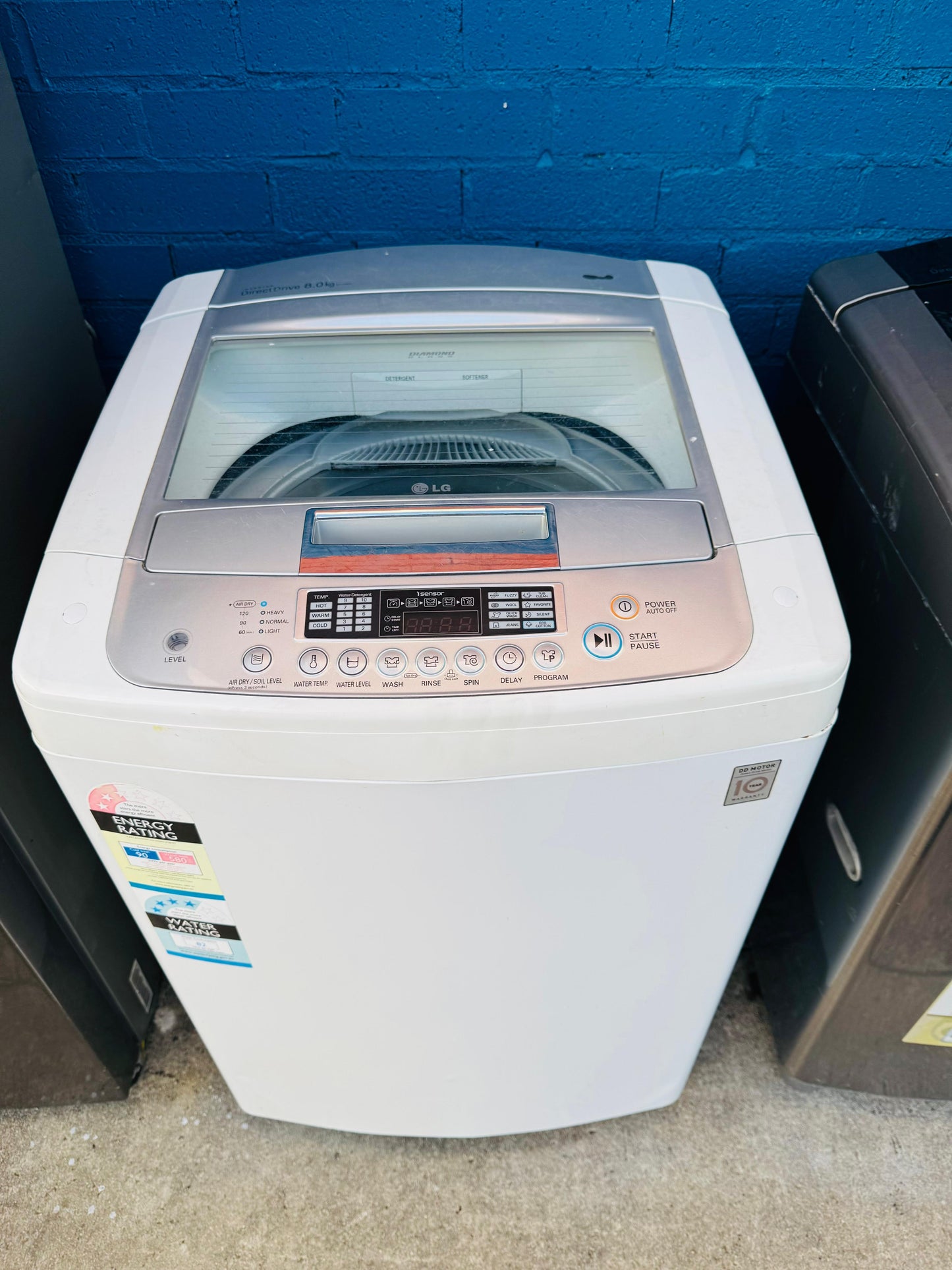 **LG 8KGS TOP LOADER WASHING MACHINE**