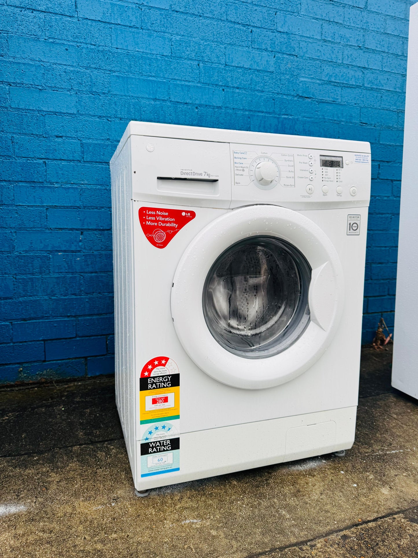 **LG 7KGS FRONT LOADER WASHING MACHINE**