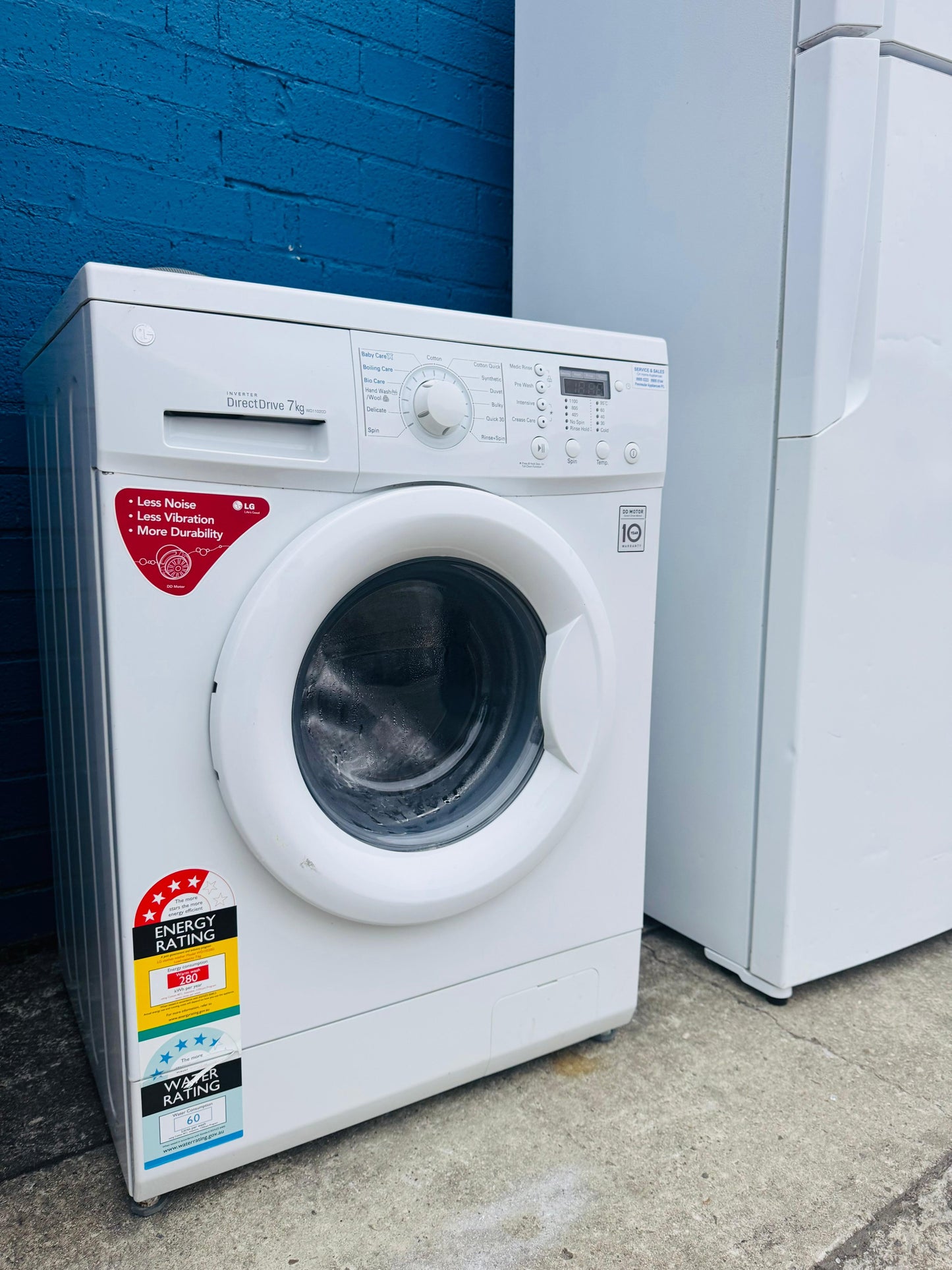 **LG 7KGS FRONT LOADER WASHING MACHINE**