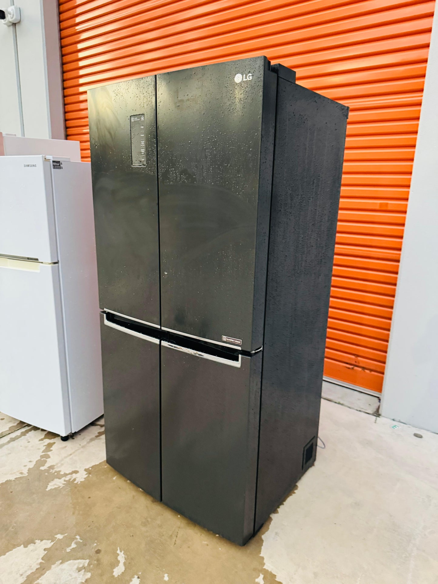 **LG QUAD FRENCH DOOR 594 LITRES FRIDGE FREEZER**