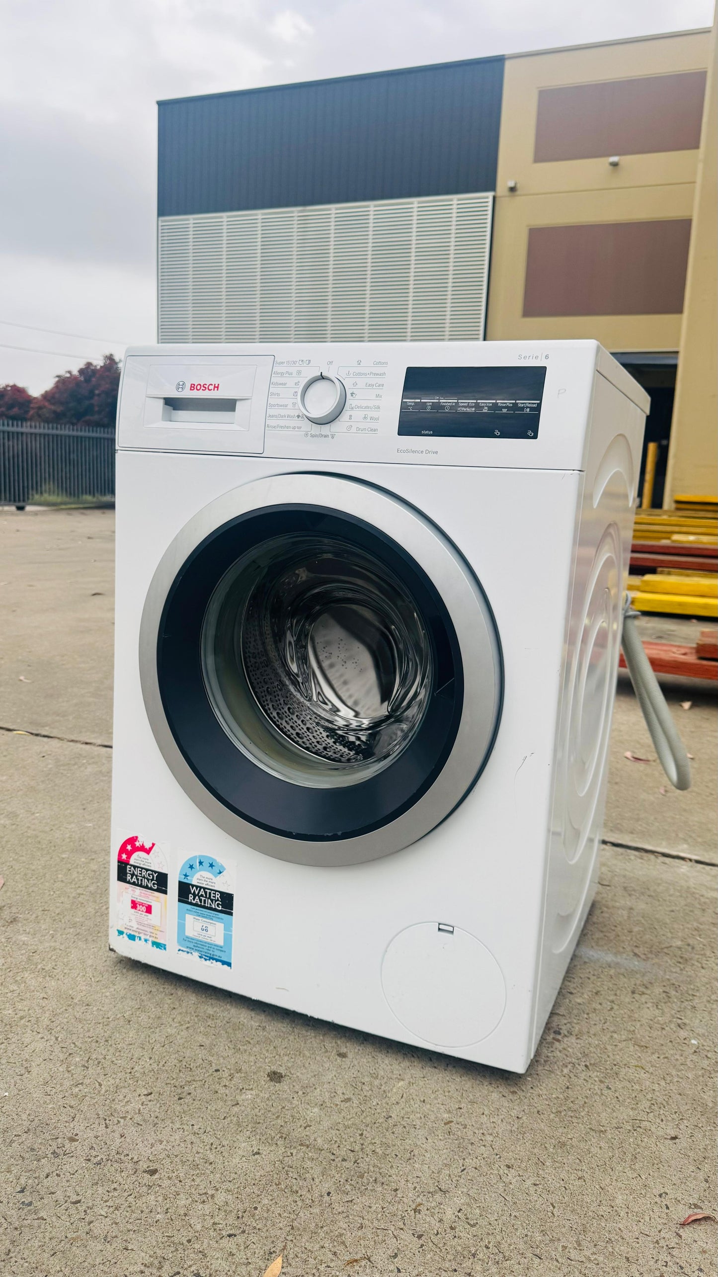 BOSCH 8KGS FRONT LOADER WASHING MACHINE