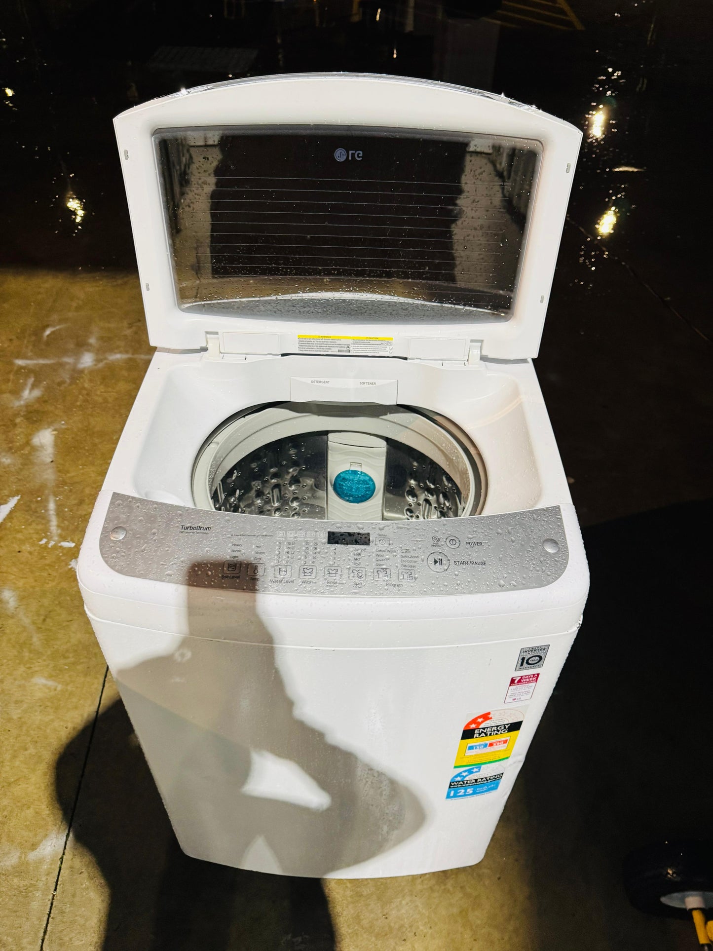 LG 8.5KGS TOP LOADER WASHING MACHINE