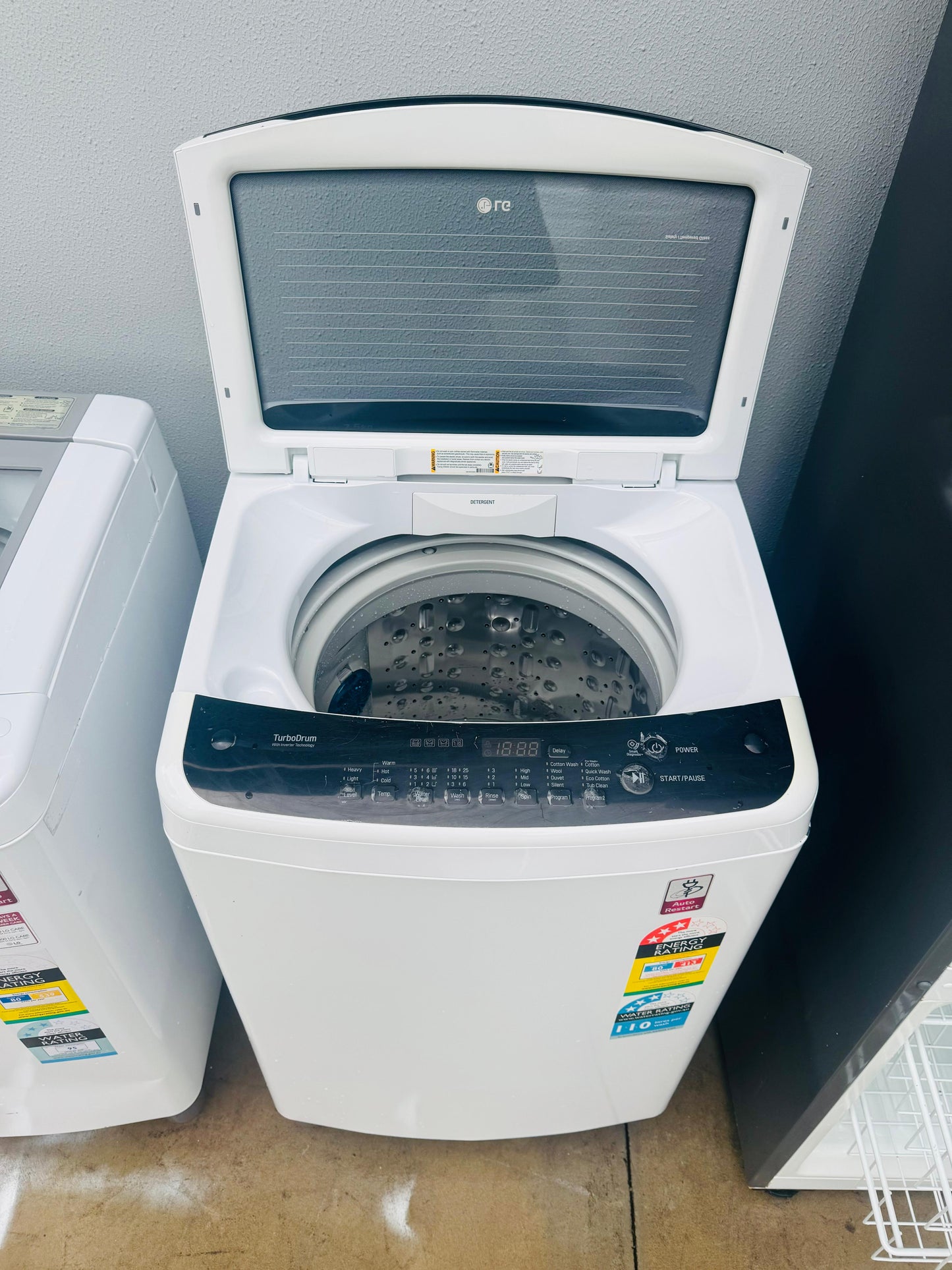 LG 7.5 KGS TOP LOADER WASHING MACHINE