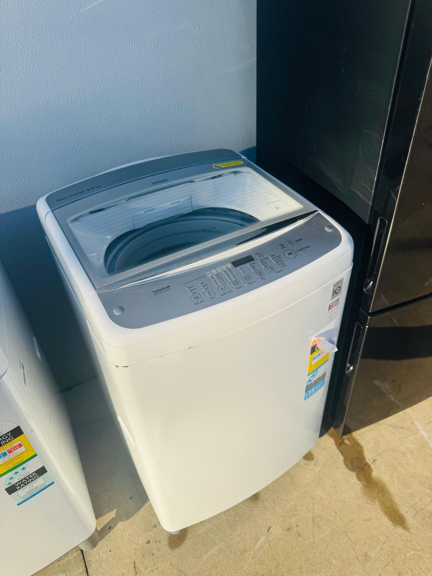 LG 8.5 KGS TOP LOADER WASHING MACHINE