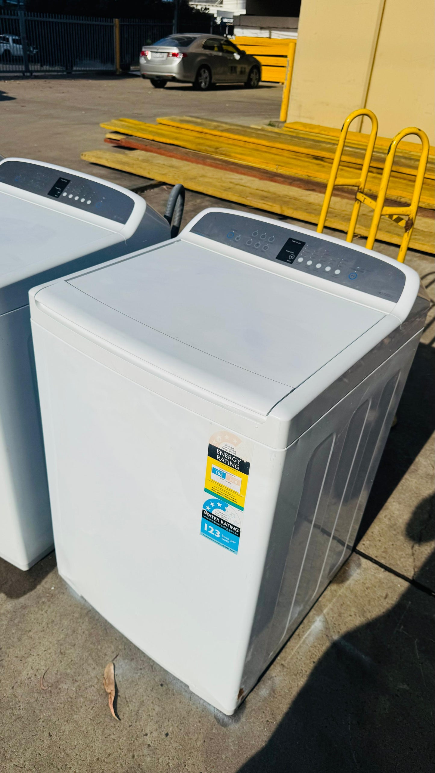 FISHER AND PAYKEL 10KGS TOP LOADER WASHING MACHINE