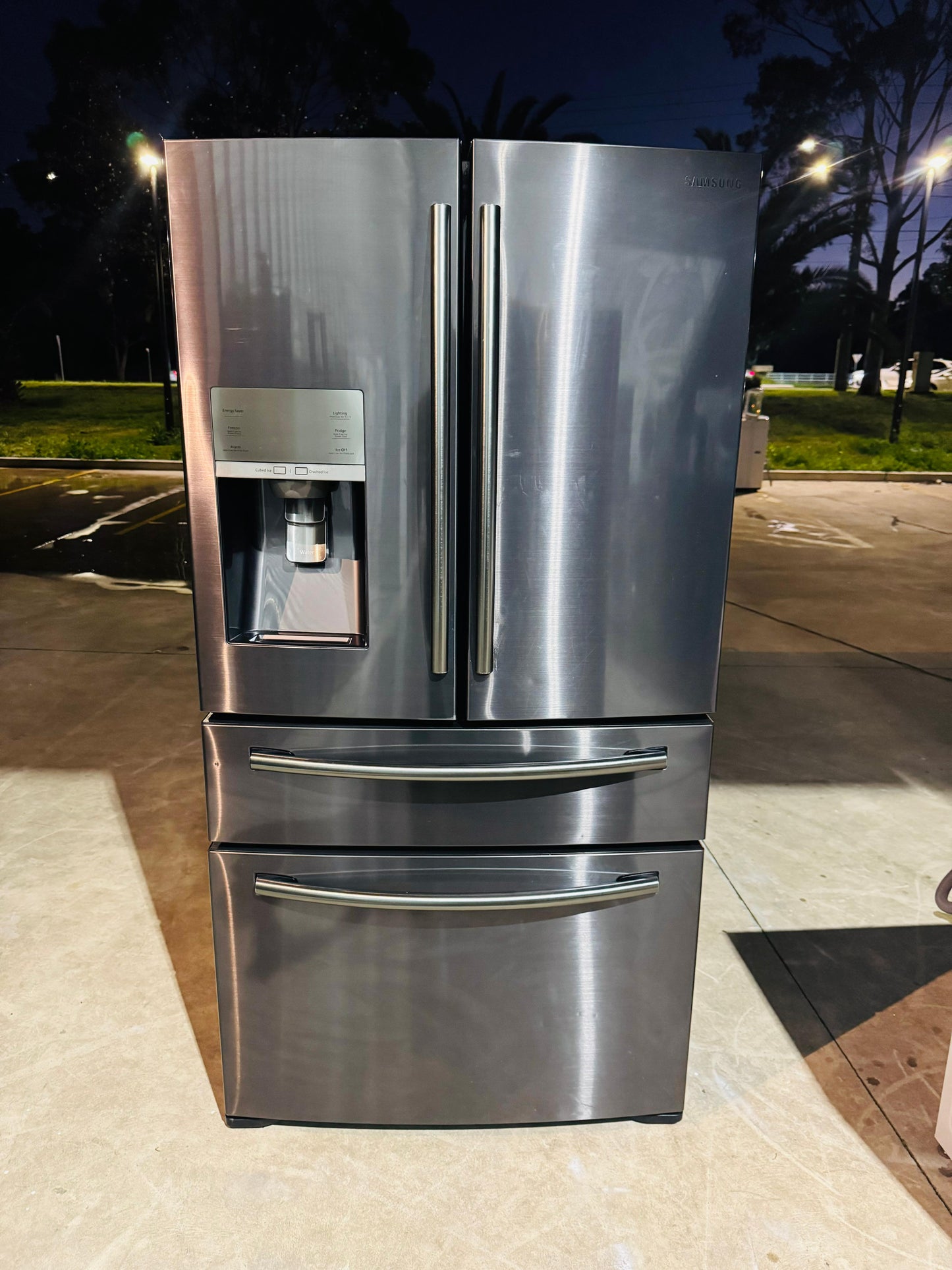 SAMSUNG FRENCH DOOR 680 LITRES FRIDGE FREEZER