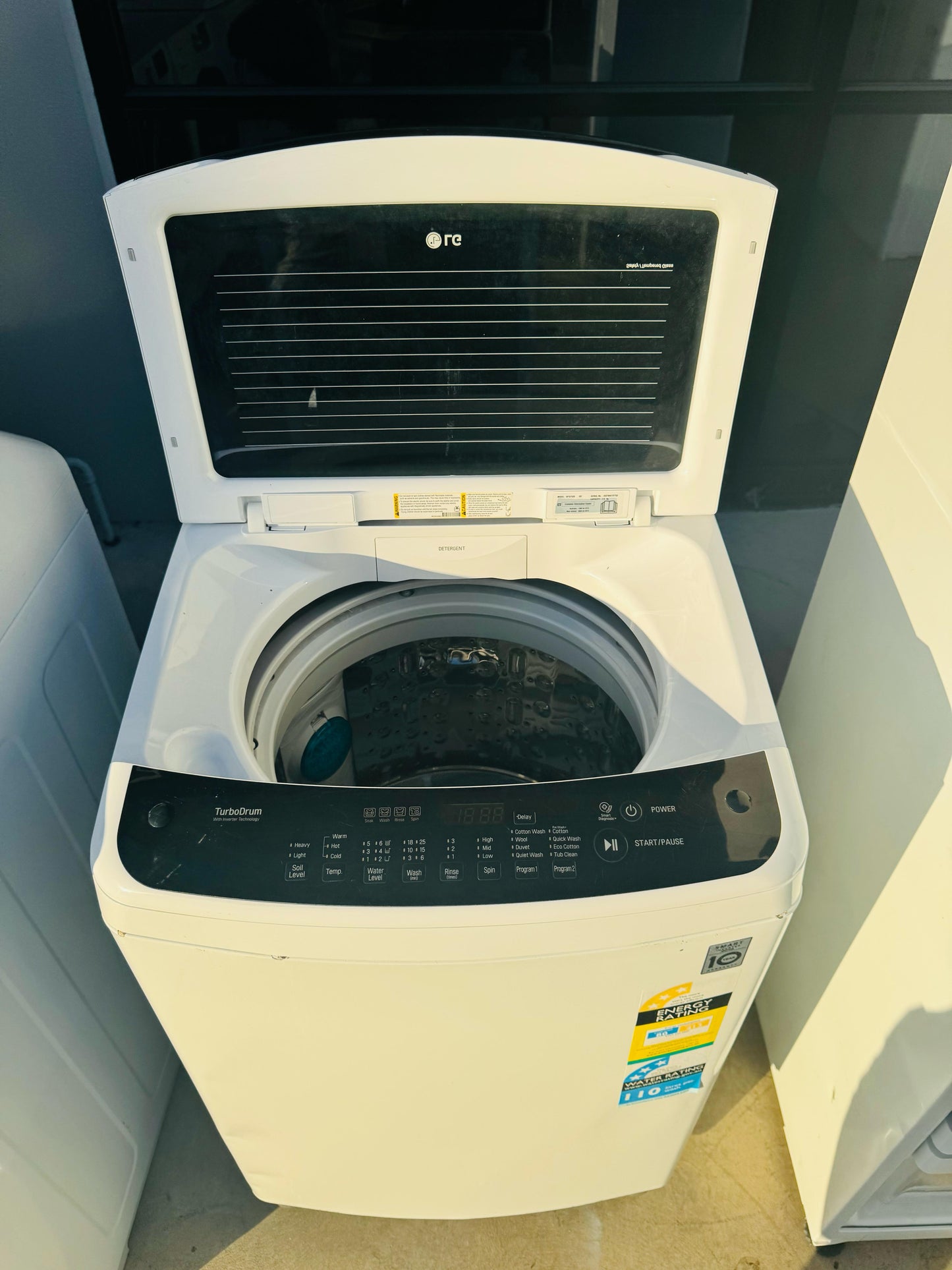 **LG 7.5 KGS TOP LOADER WASHING MACHINE** FREE DELIVERY