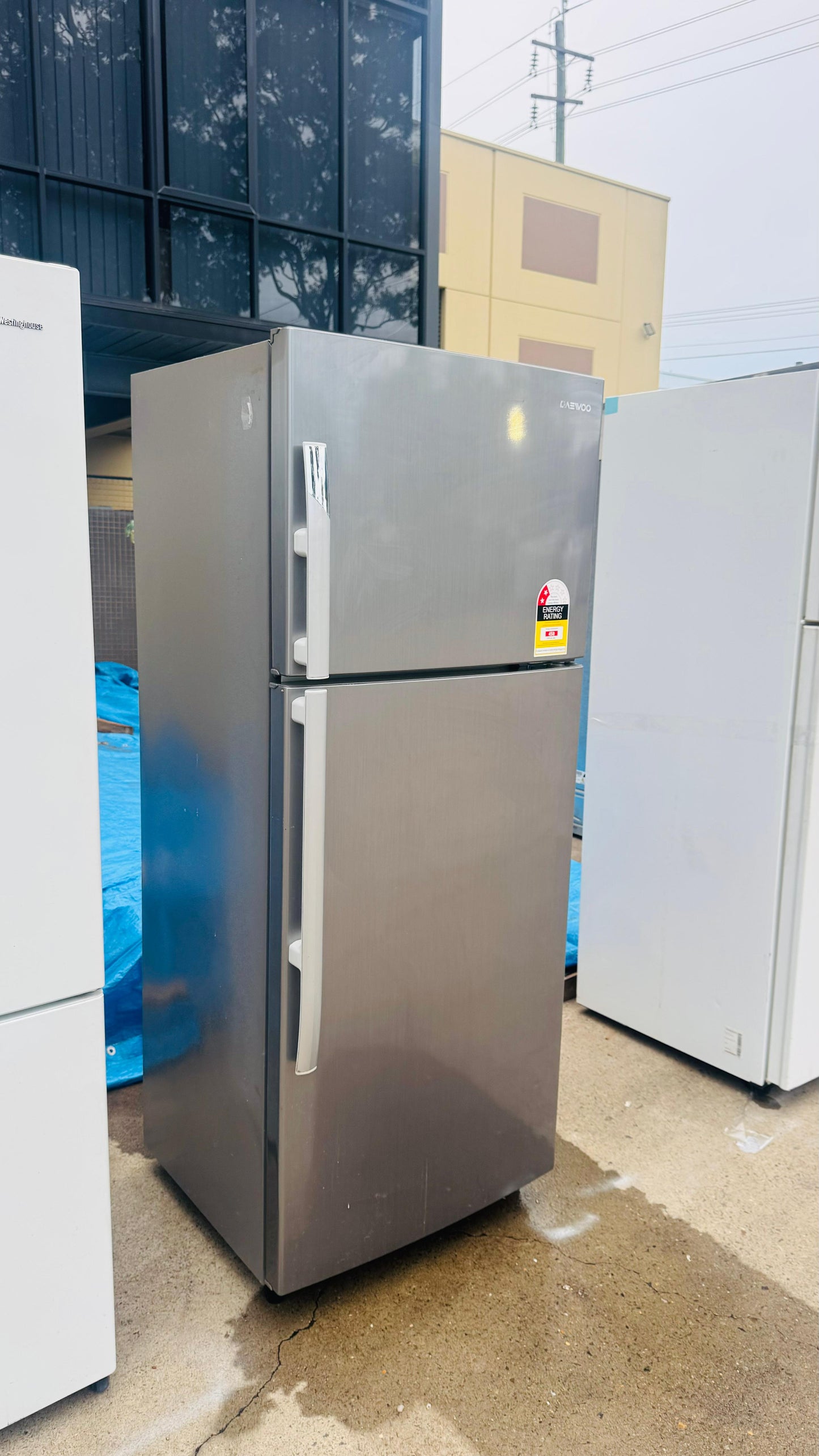 DAEWOO 360 LITRES FRIDGE FREEZER