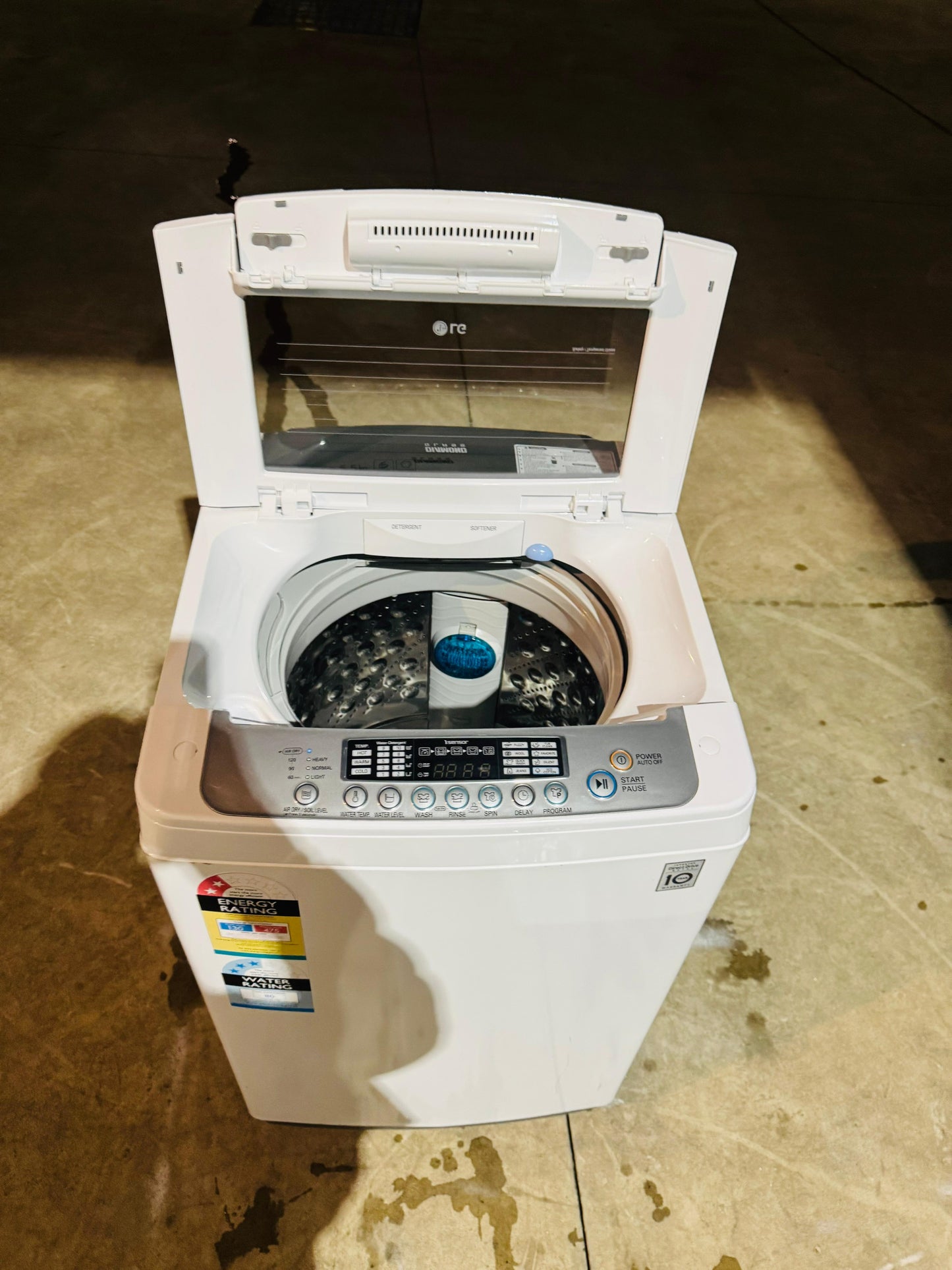 LG 5.5 KGS TOP LOADER WASHING MACHINE