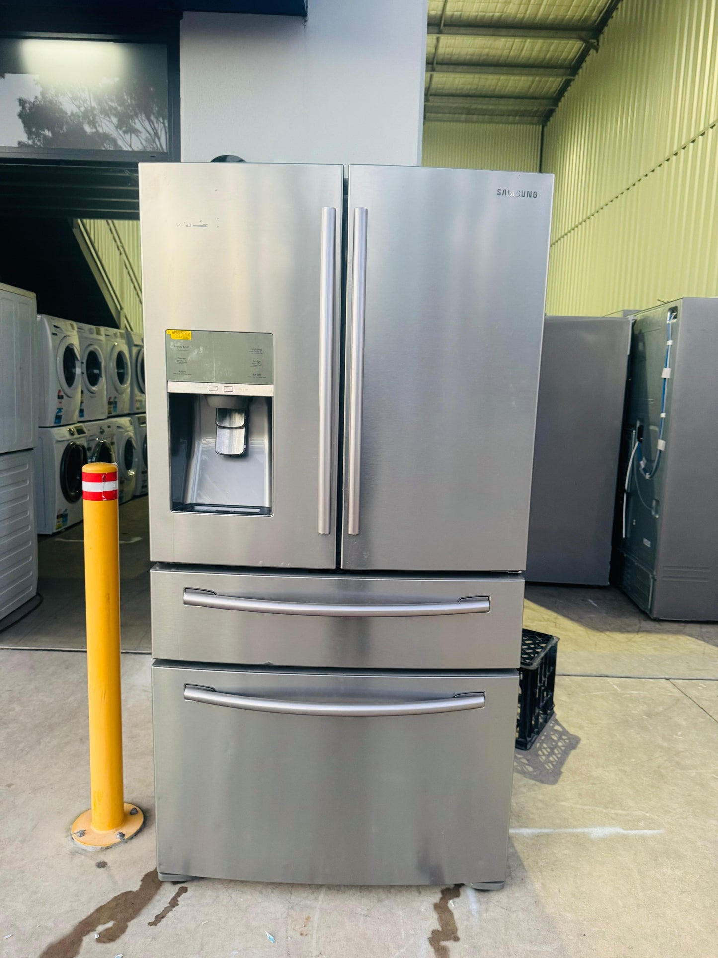 SAMSUNG FRENCH DOOR 680 LITRES FRIDGE FREEZER
