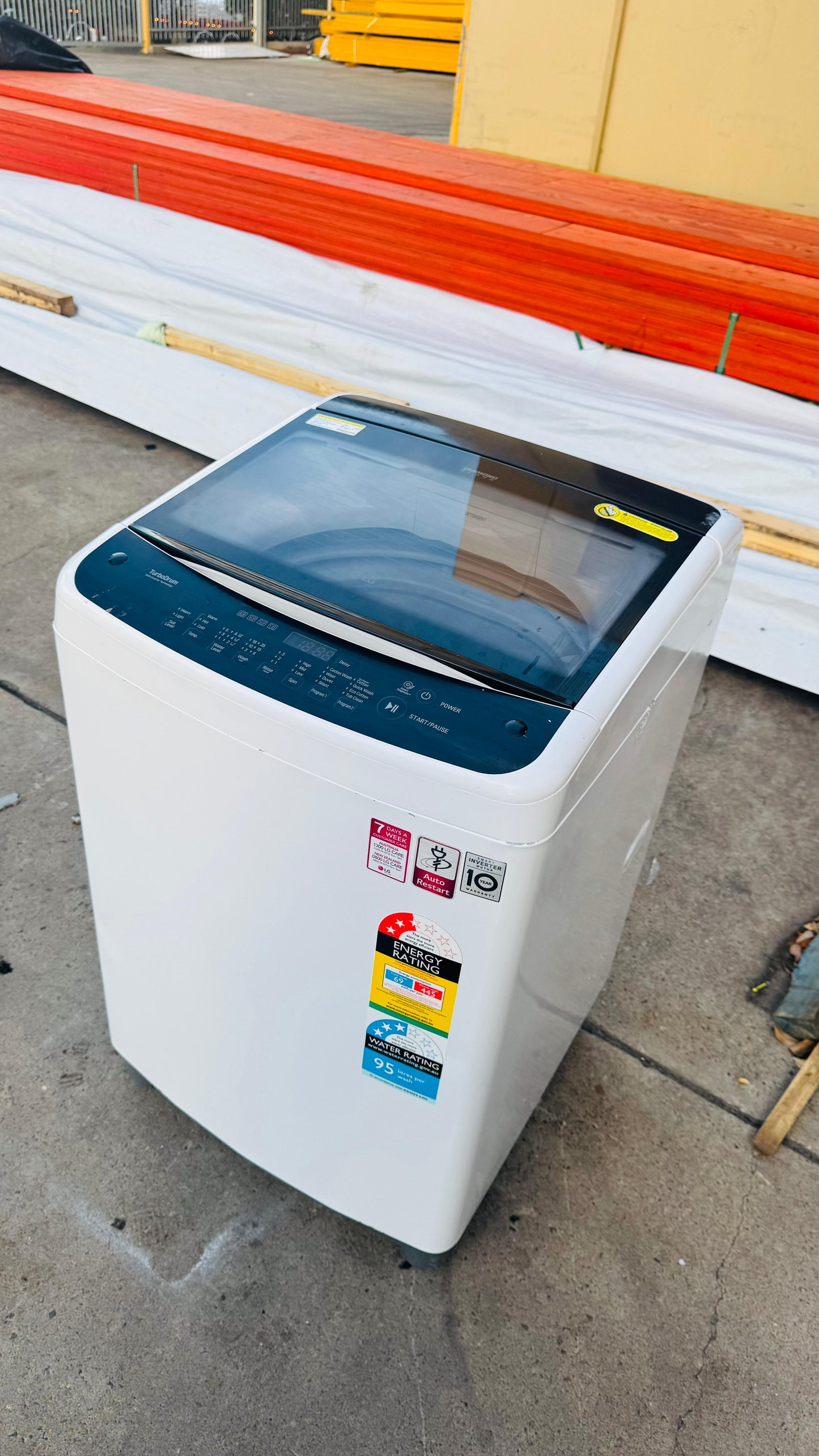 LG 6.5KGS TOP LOADER WASHING MACHINE