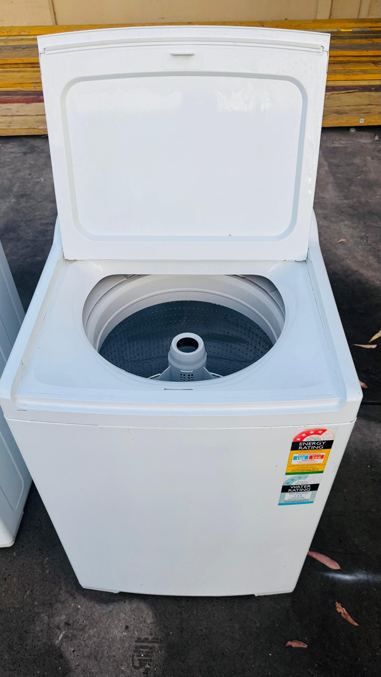 FISHER AND PAYKEL 10KGS TOP LOADER WASHING MACHINE
