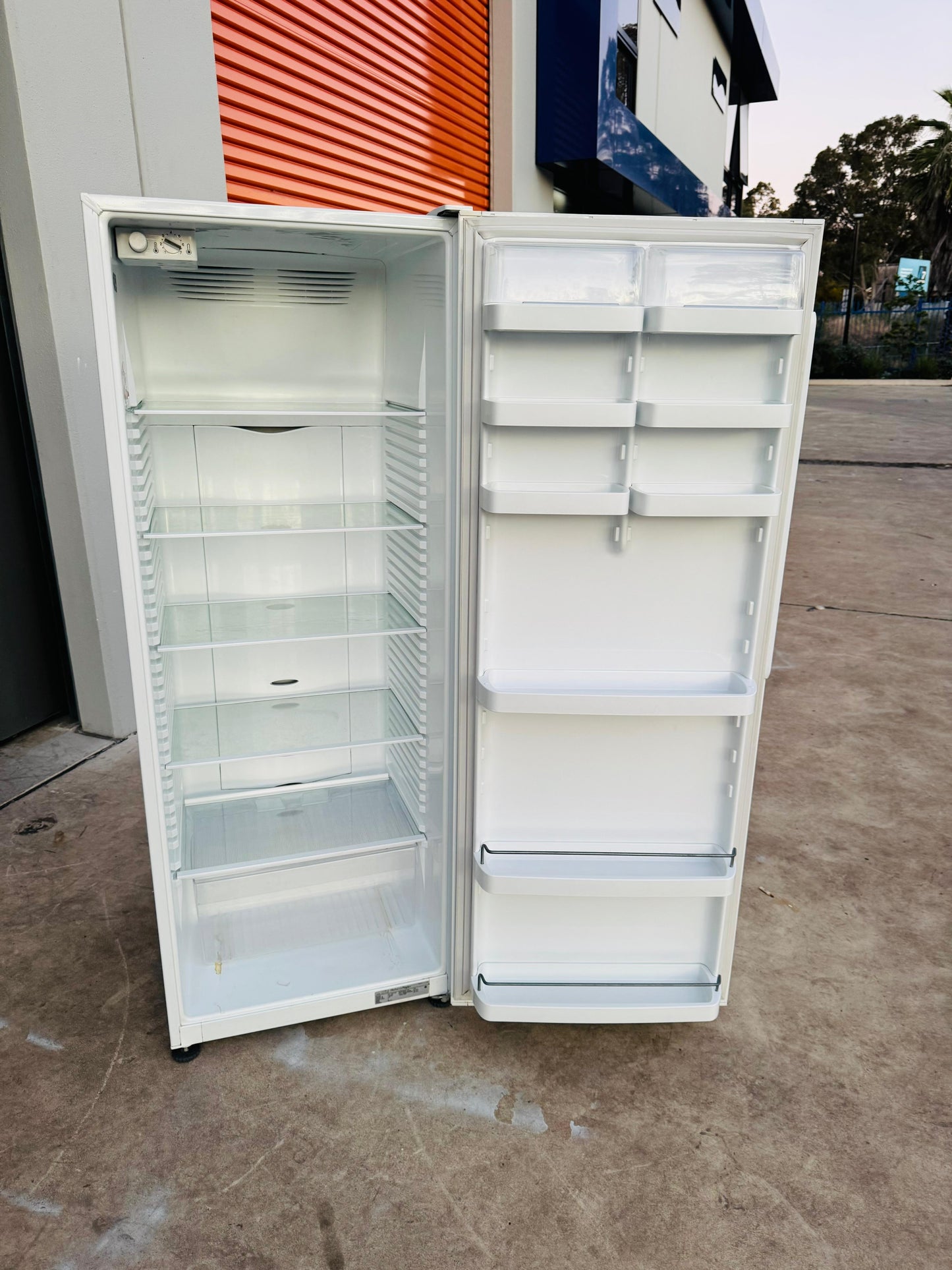 FISHER AND PAYKEL 451 LITRES FRIDGE ONLY NO FREEZER