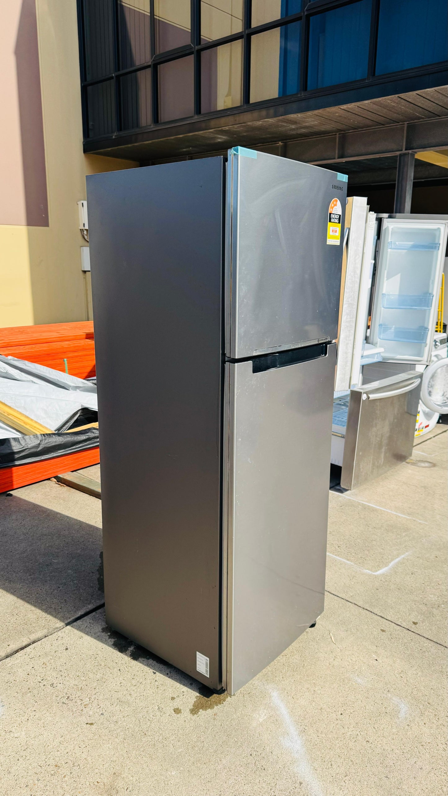SAMSUNG 343 LITRES FRIDGE FREEZER