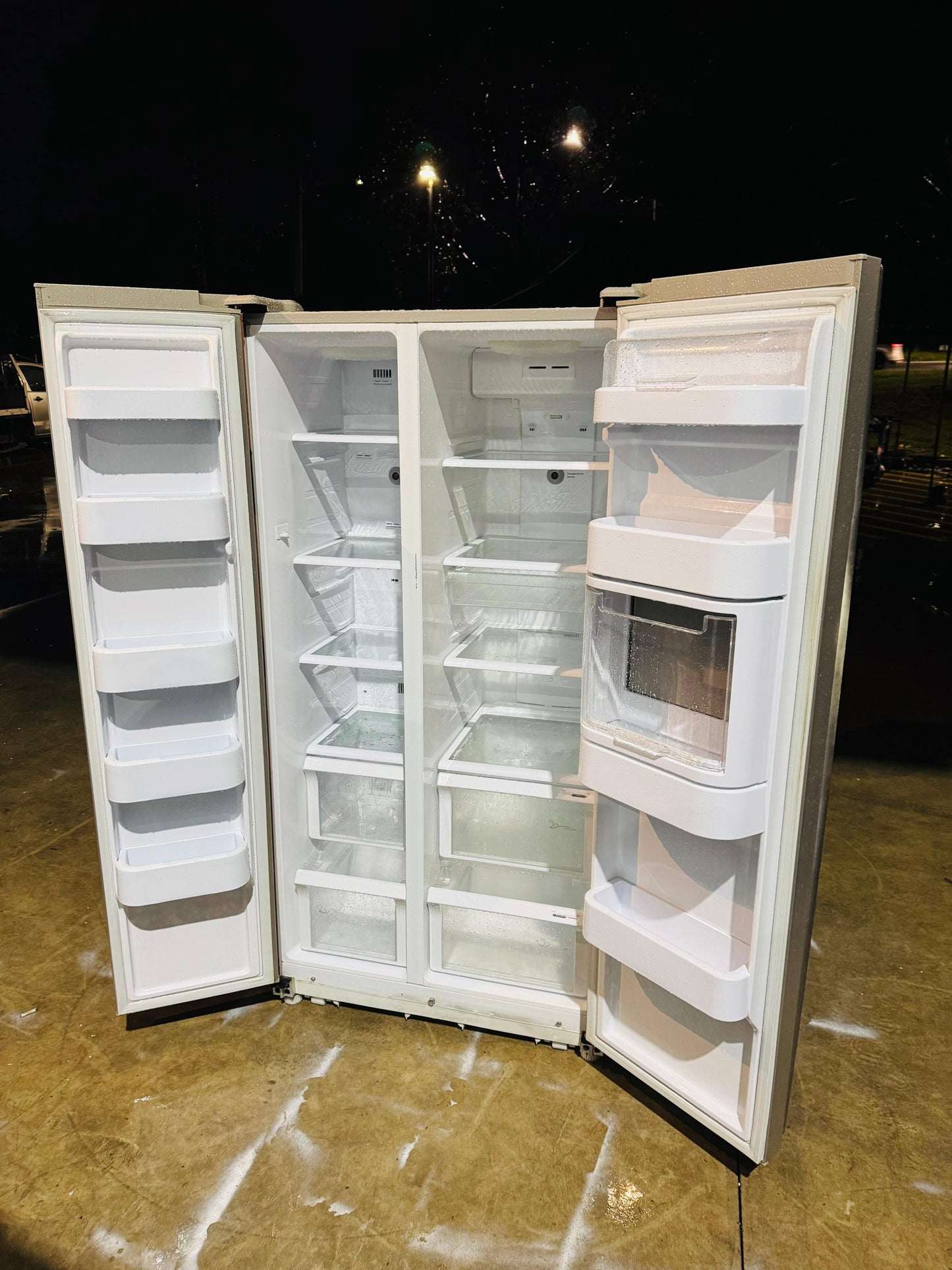 SAMSUNG SIDE BY SIDE DOOR 540 LITRES FRIDGE FREEZER