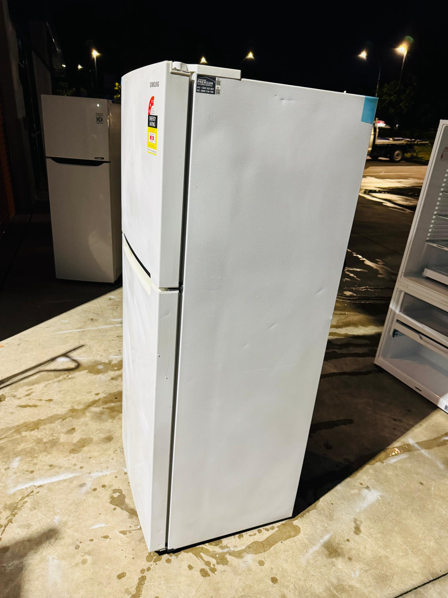 SAMSUNG 393 LITRES FRIDGE FREEZER