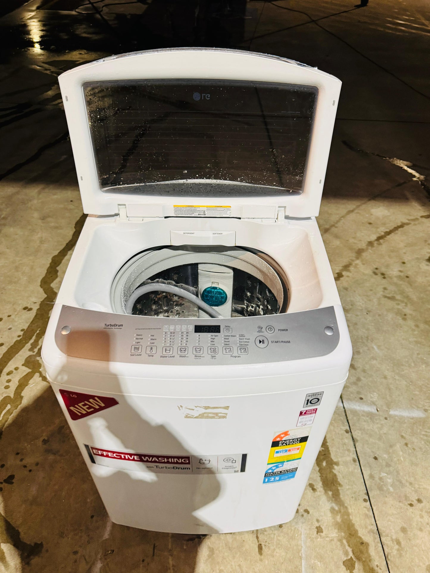 LG 8.5KGS TOP LOADER WASHING MACHINE