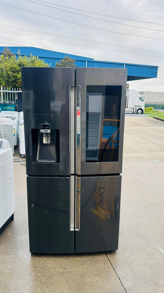 SAMSUNG 671 LITRES QUAD DOOR FRIDGE FREEZER