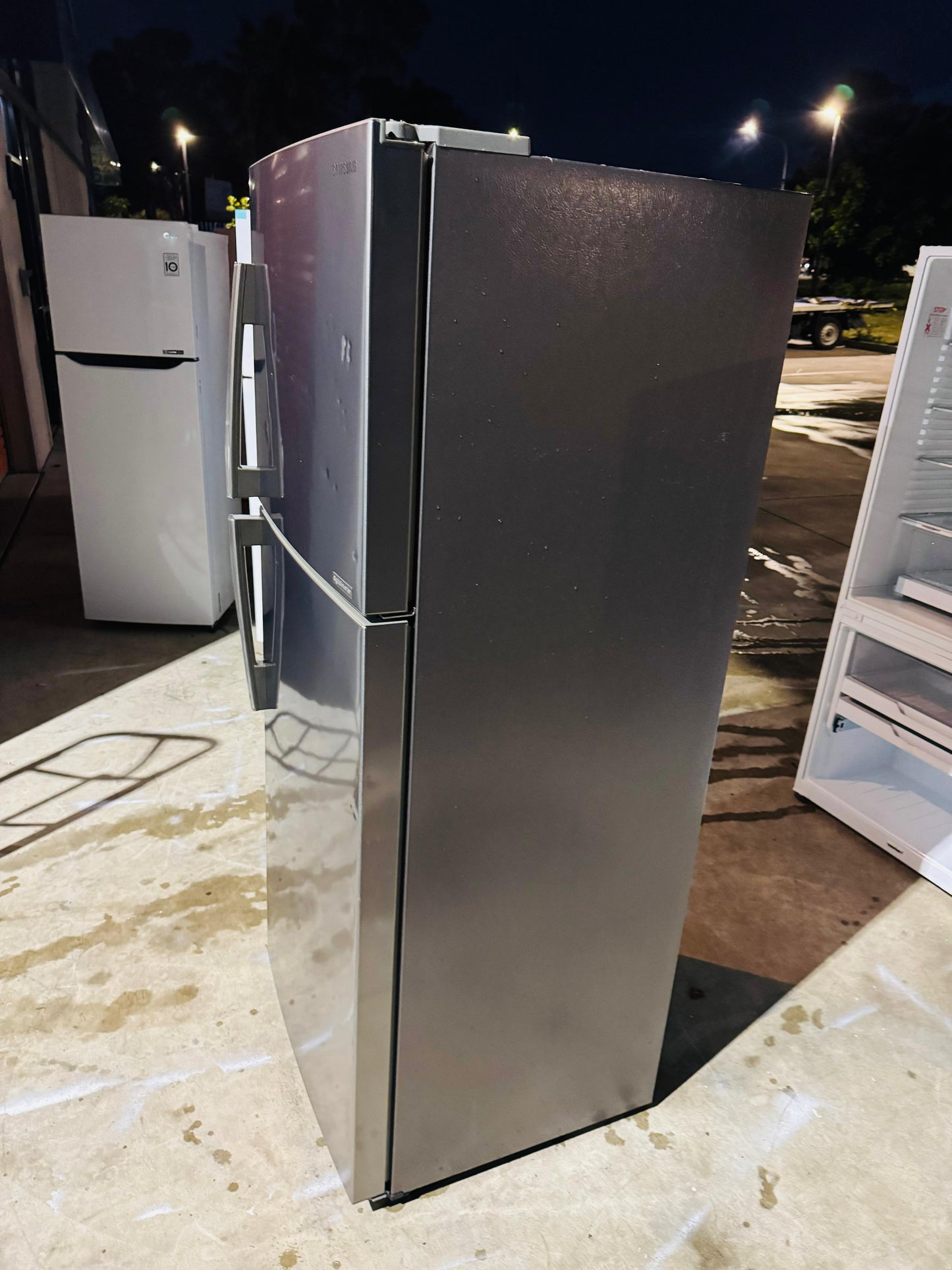 SAMSUNG 393 LITRES FRIDGE FREEZER