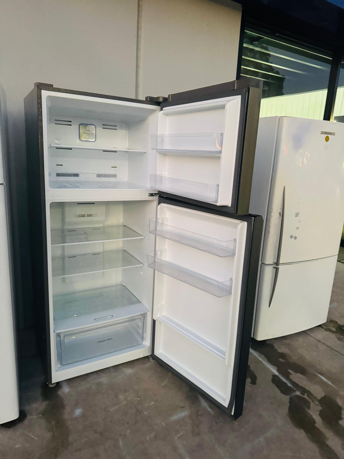 TCL 491 LITRES FRIDGE FREEZER
