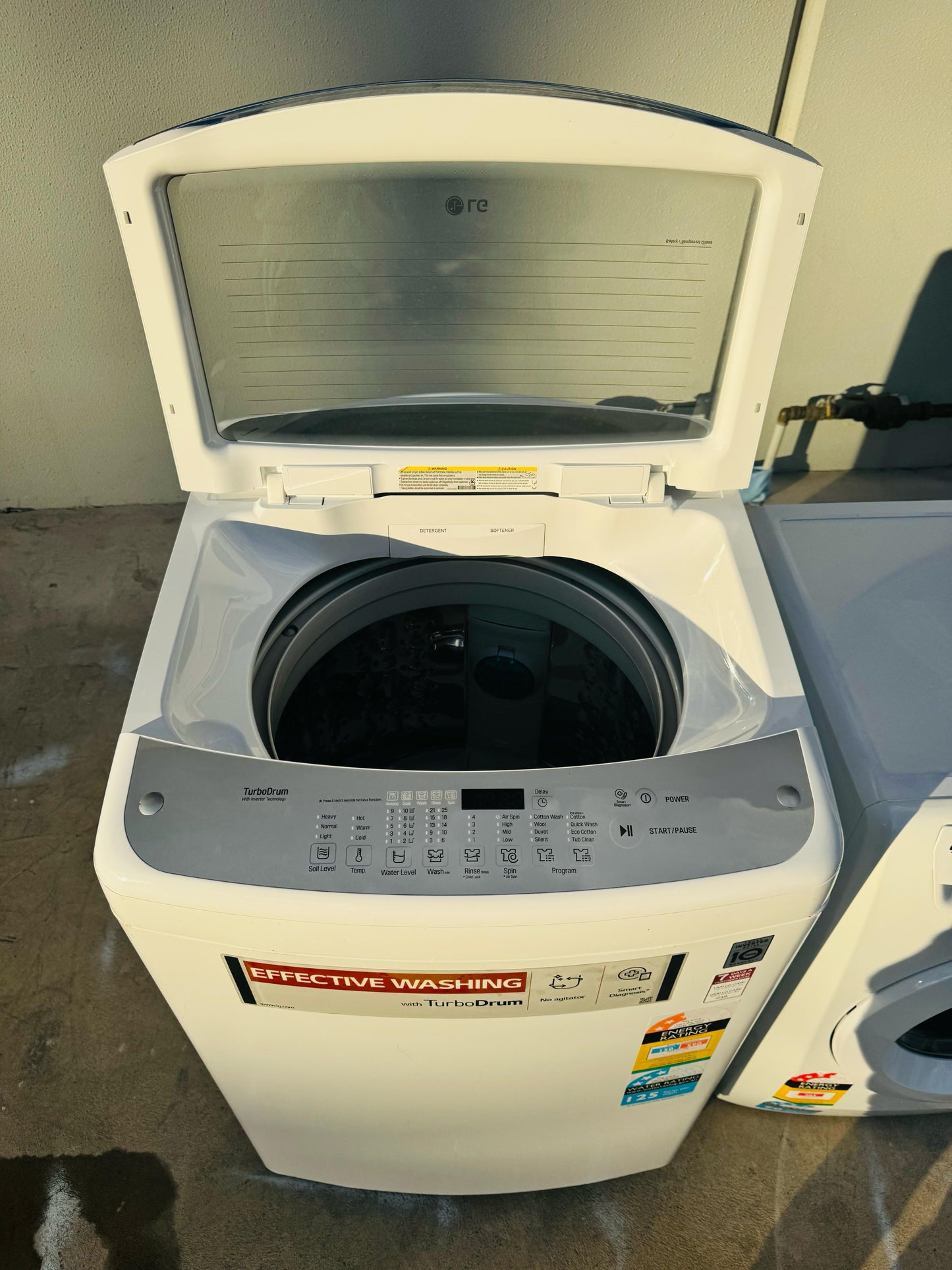 **LG 8.5 KGS TOP LOADER WASHING MACHINE** FREE DELIVERY