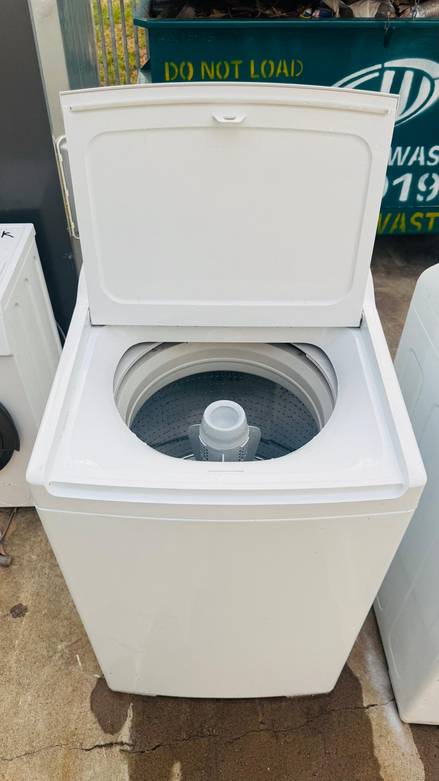 FISHER AND PAYKEL 8.5KGS TOP LOADER WASHING MACHINE