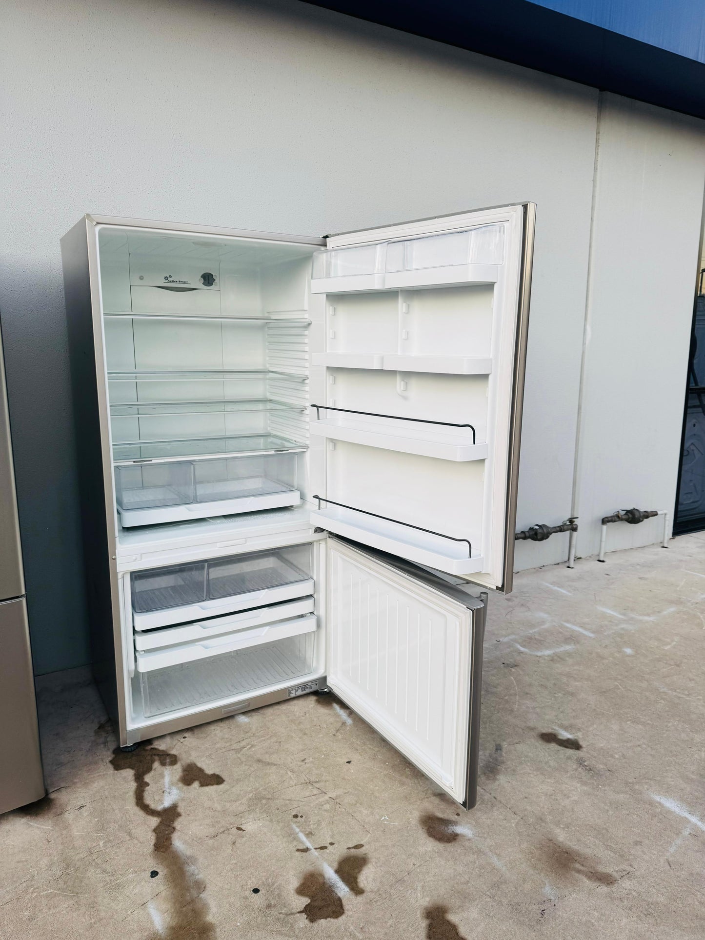 FISHER AND PAYKEL 519 LITRES FRIDGE FREEZER