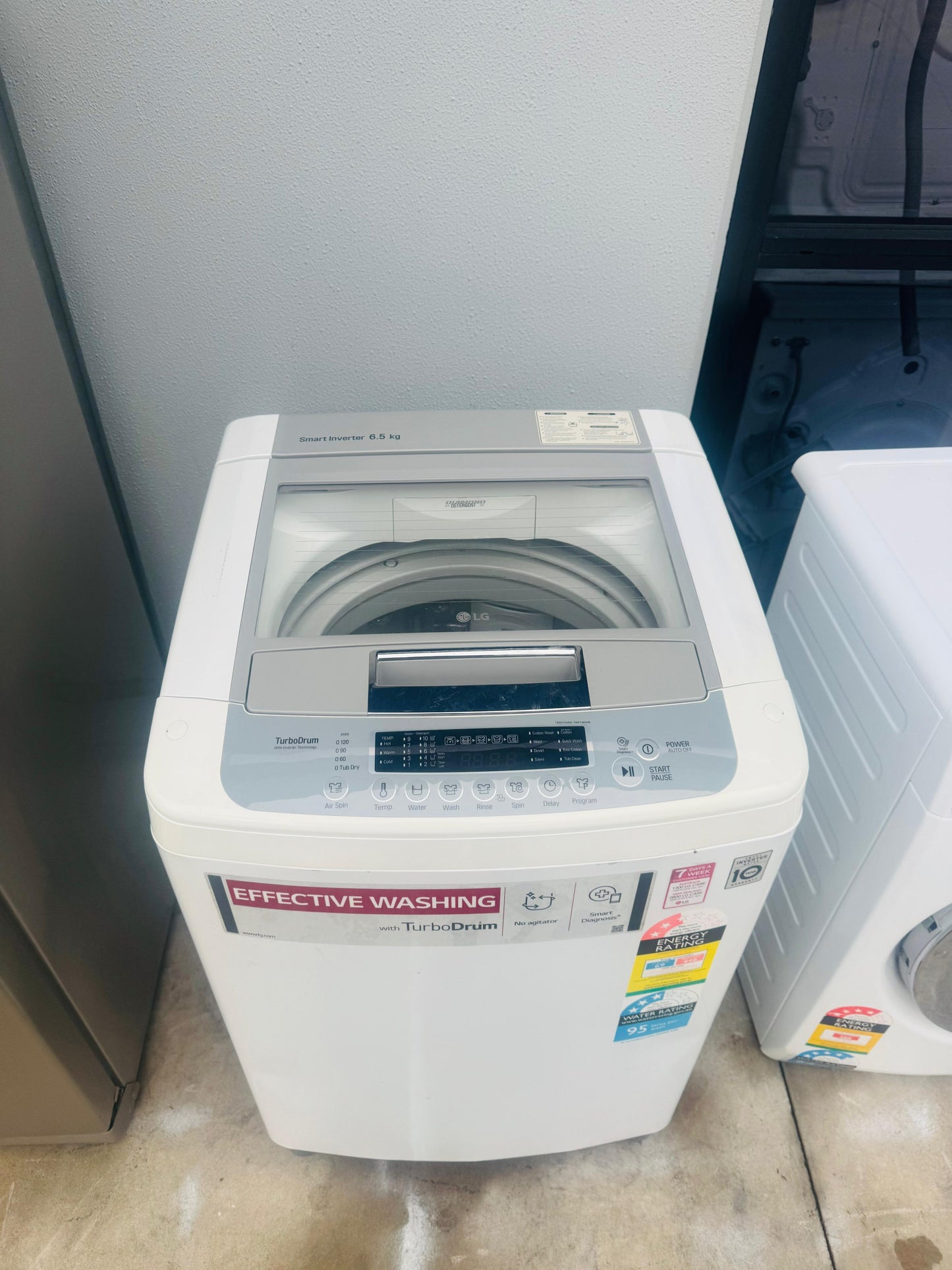 LG 6.5 KGS TOP LOADER WASHING MACHINE