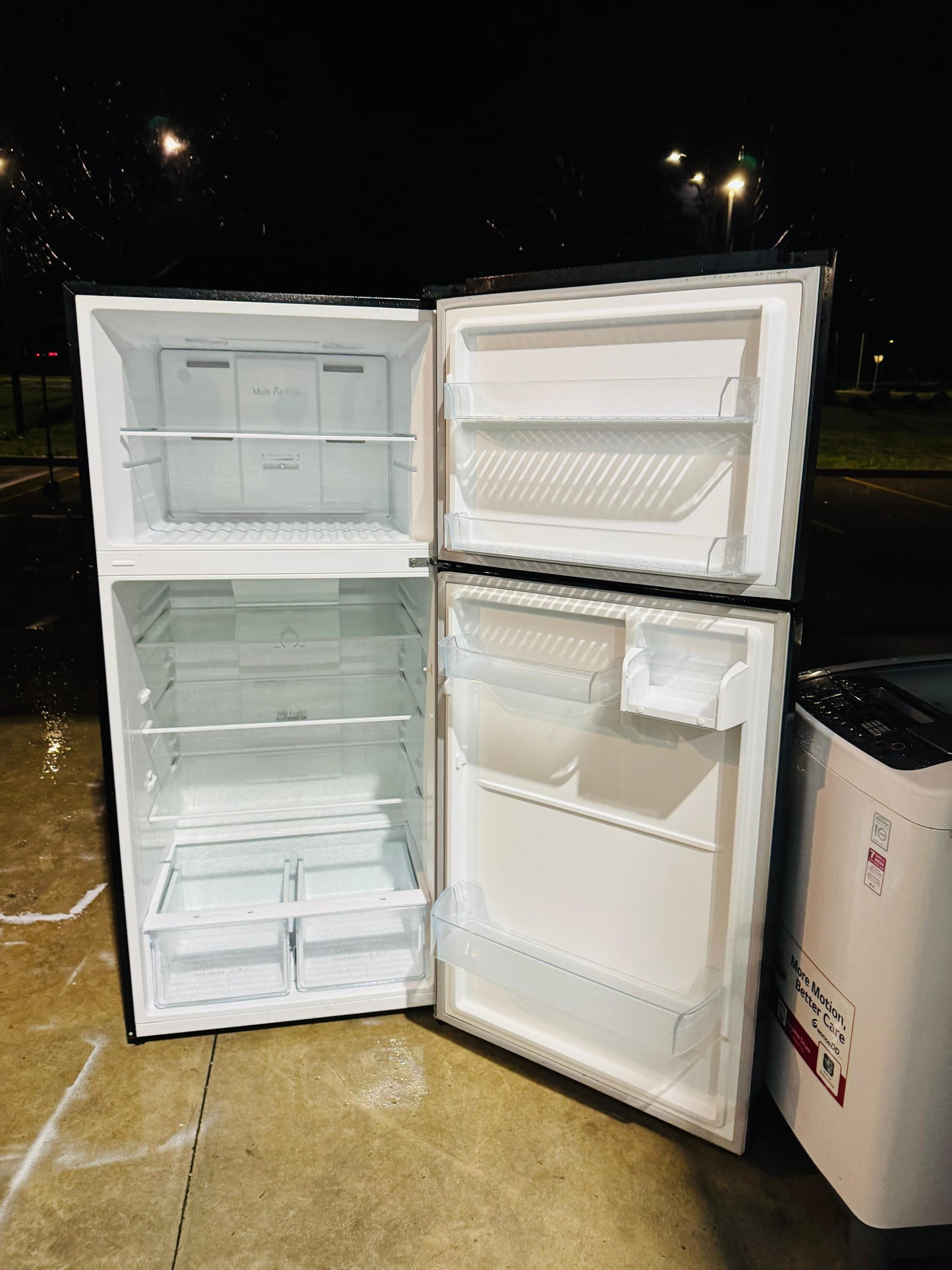 CHIQ 550 LITRES FRIDGE FREEZER