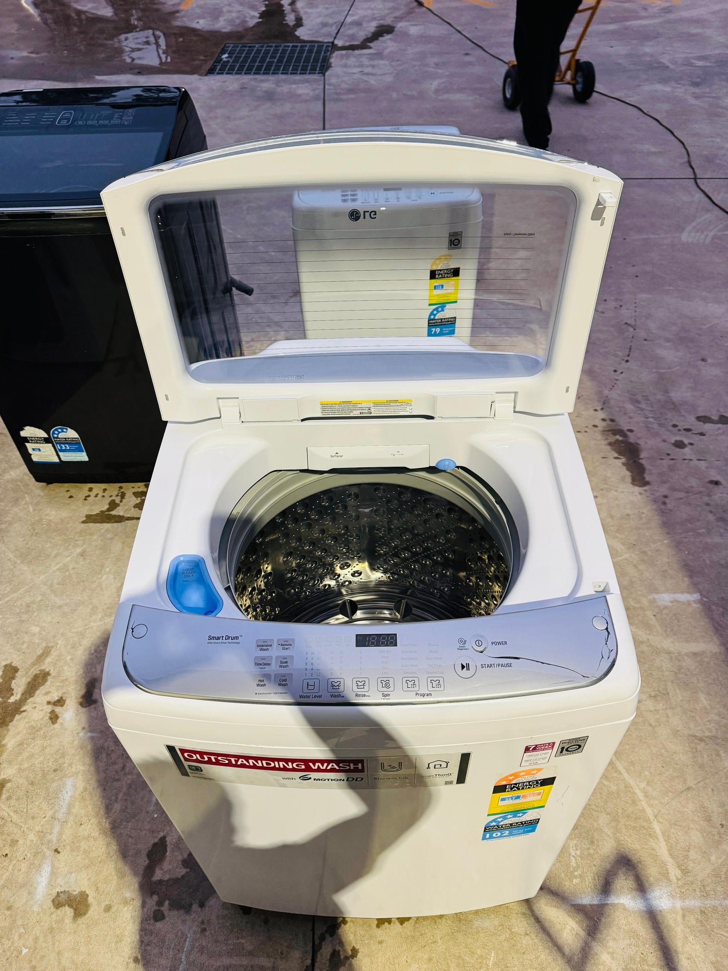 LG 10 KGS TOP LOADER WASHING MACHINE