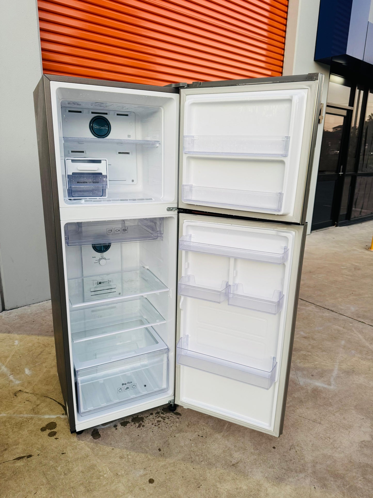 SAMSUNG 343 LITRES FRIDGE FREEZER